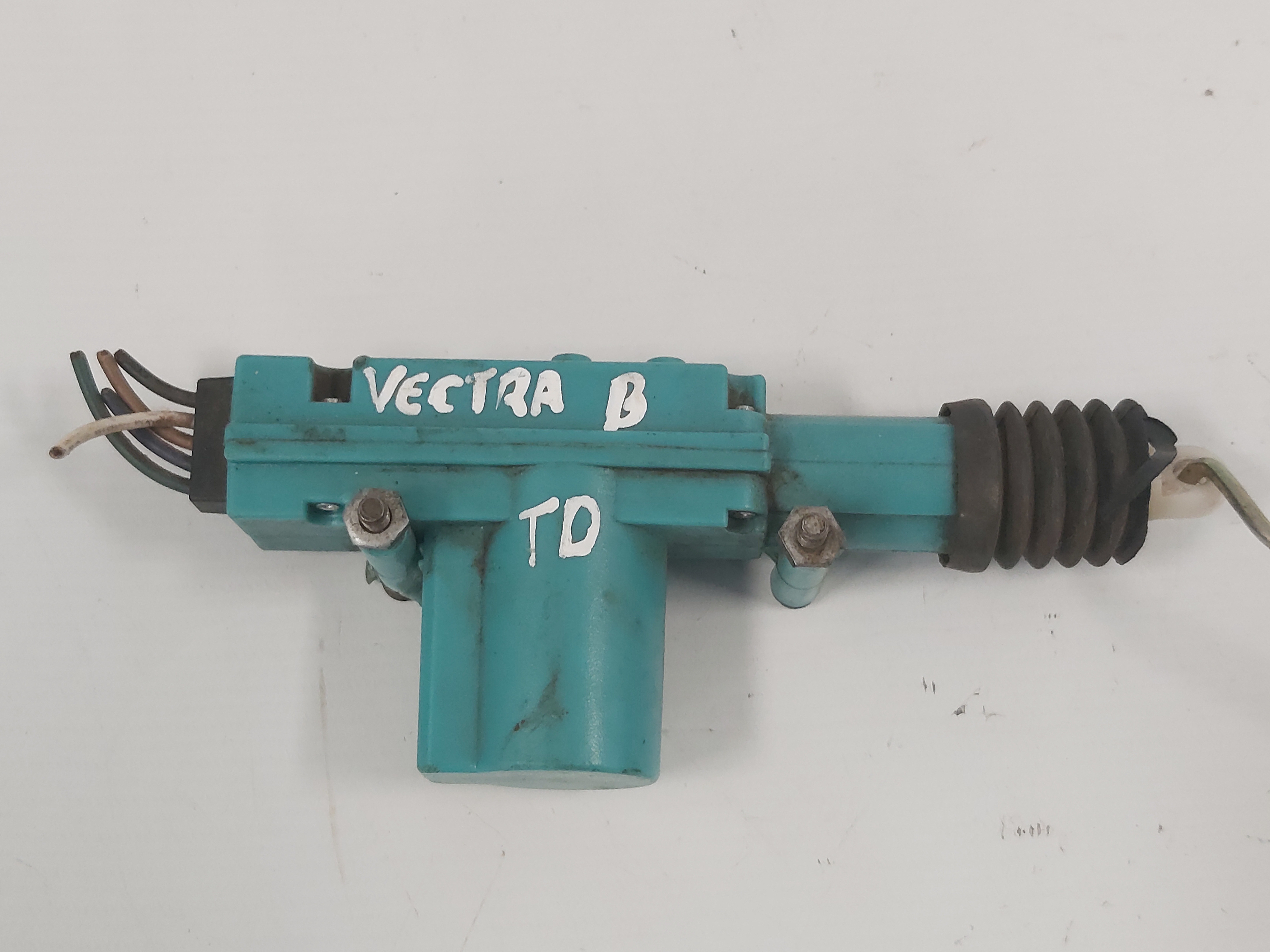 Trava Elétrica Porta Traseira Direita Vectra 97 A 2005