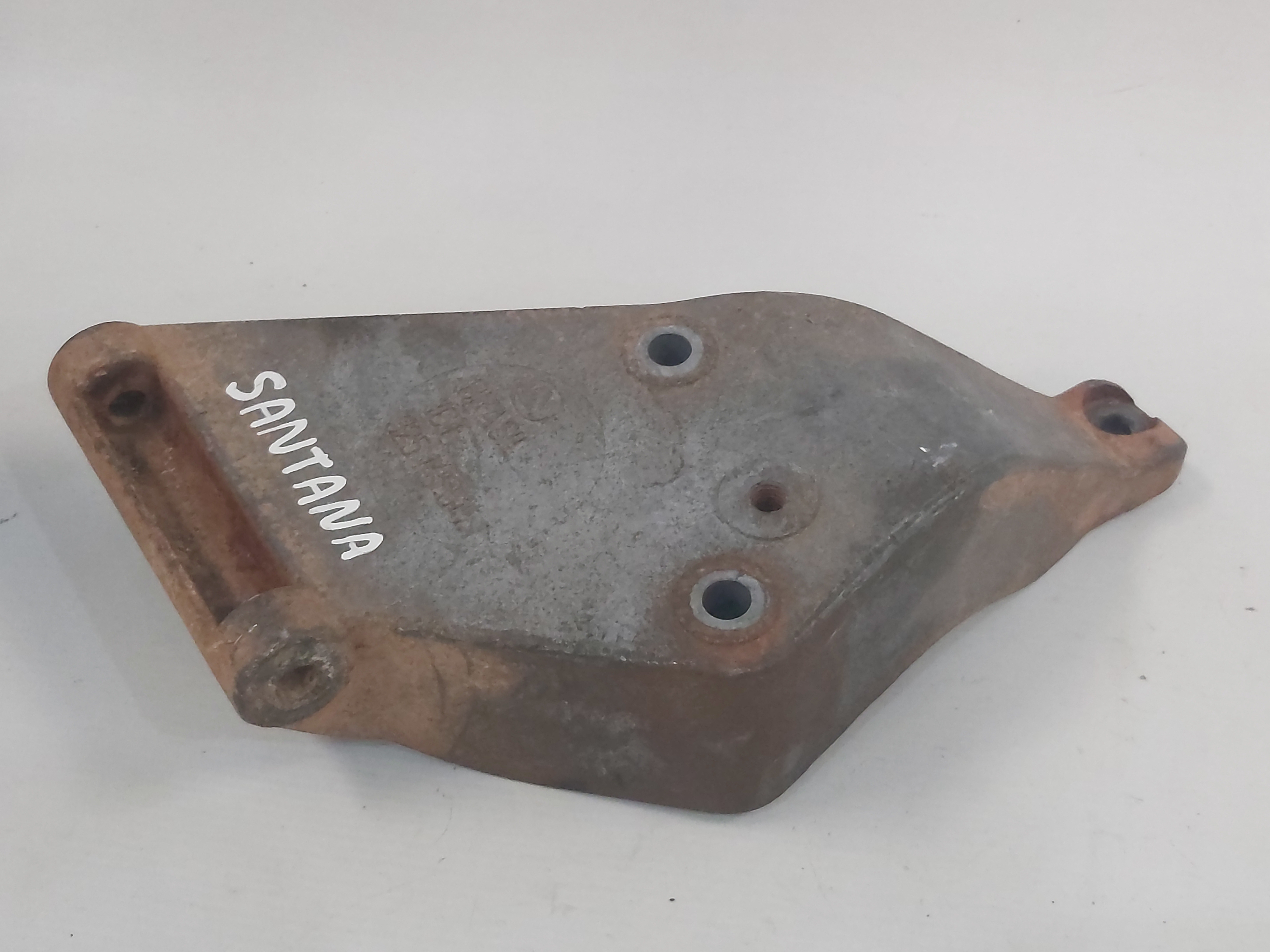 Suporte Da Bomba Hidráulica Santana 2.0 1.8 84 A 98 3