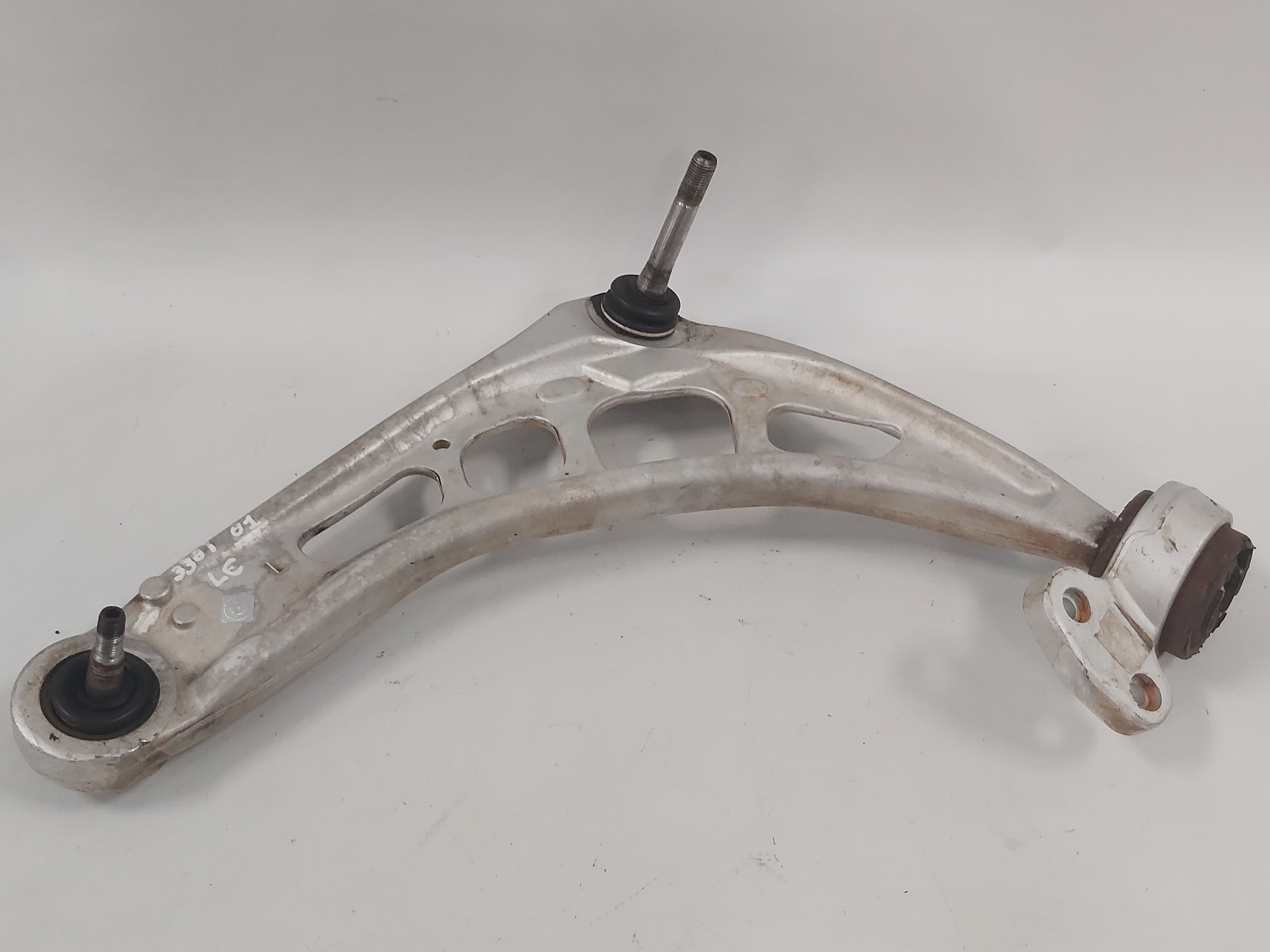 Bandeja Suspensão Dianteira Esq. Bmw E46 330i 328i 99 A 05