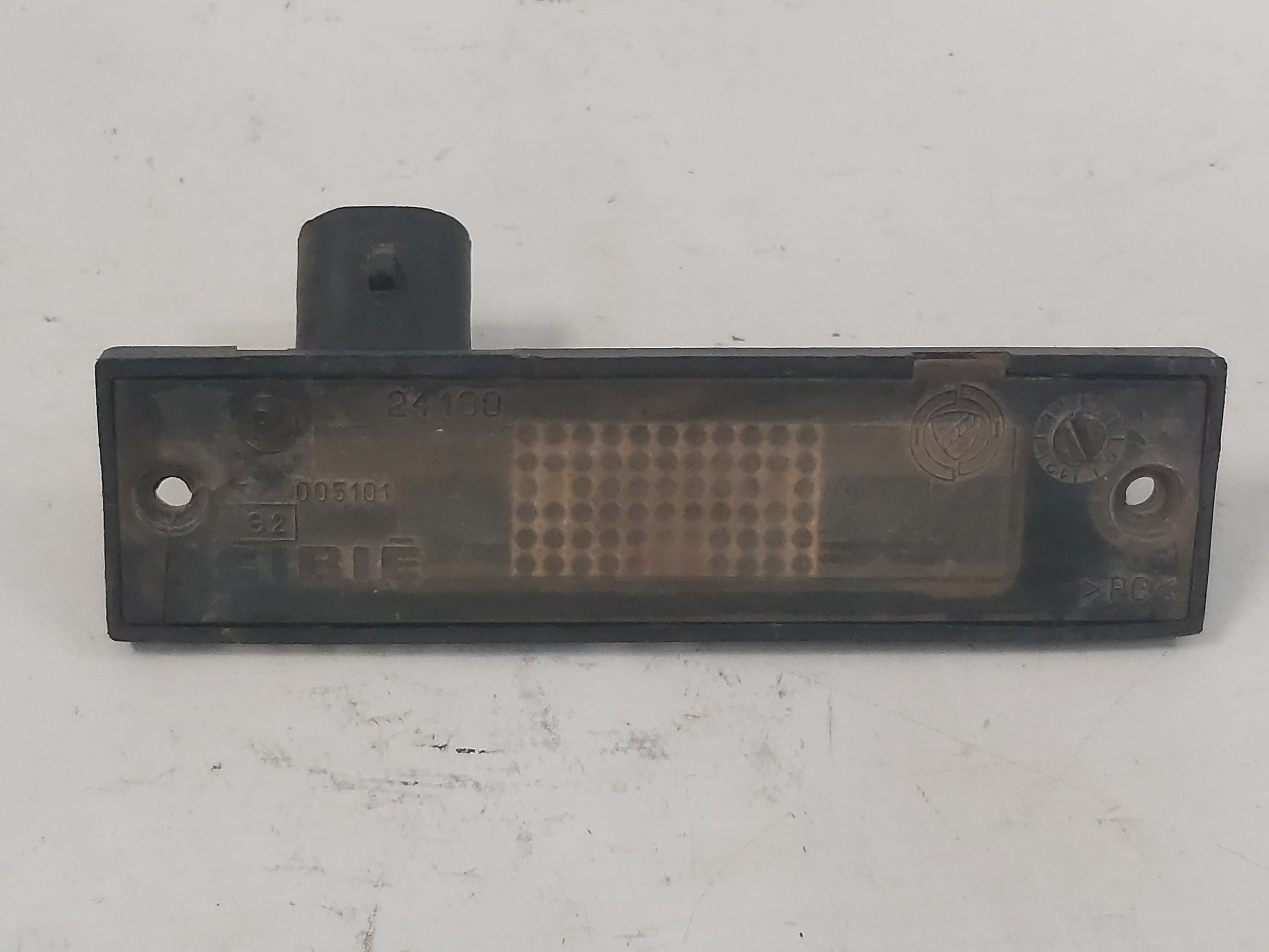 Lanterna Luz De Placa Fiat Palio 96 97 98 99 2000 2001