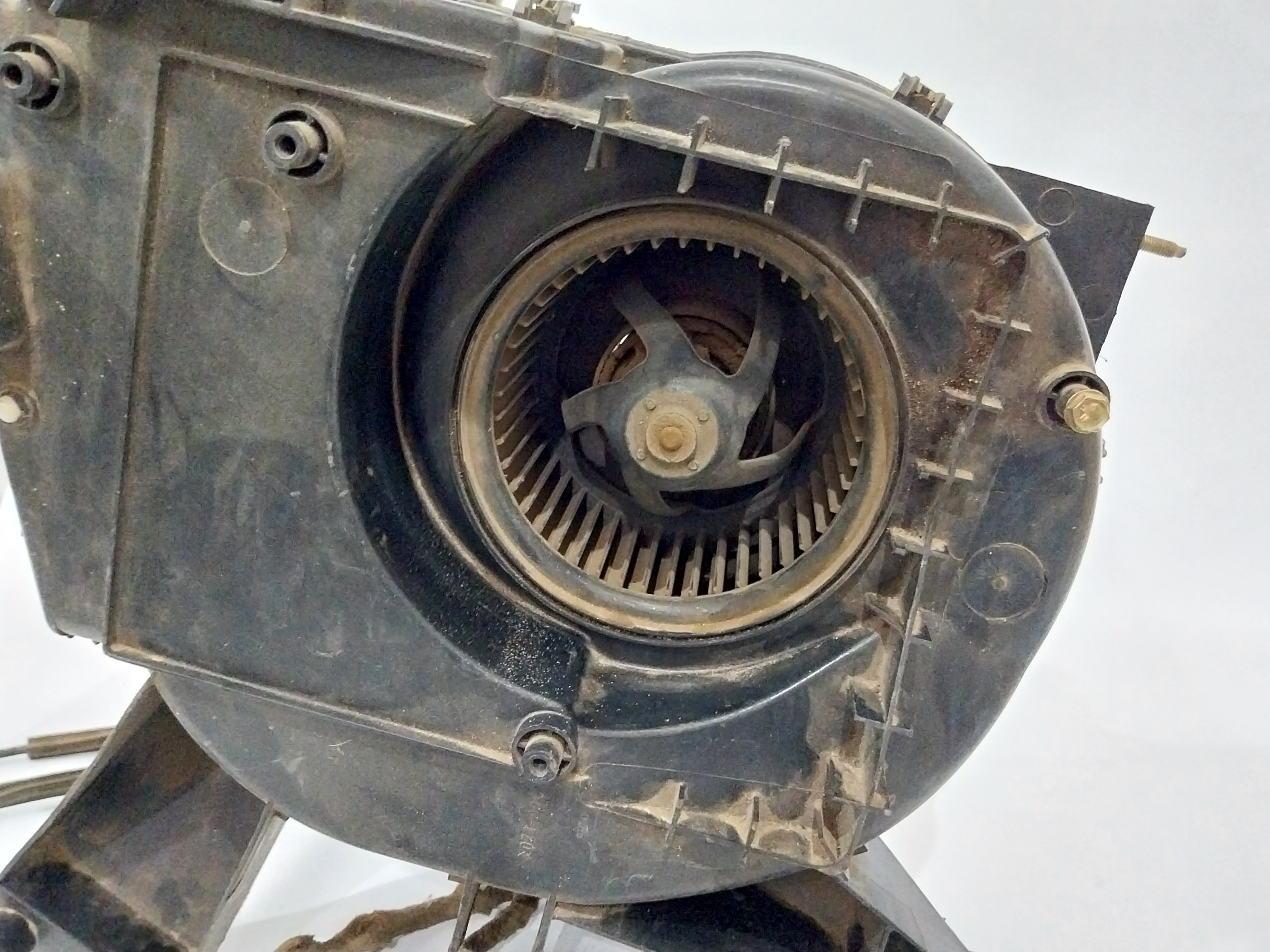 Caixa Ventilação Fluxo Ar Gol Saveiro Parati 1999 A 2005 3