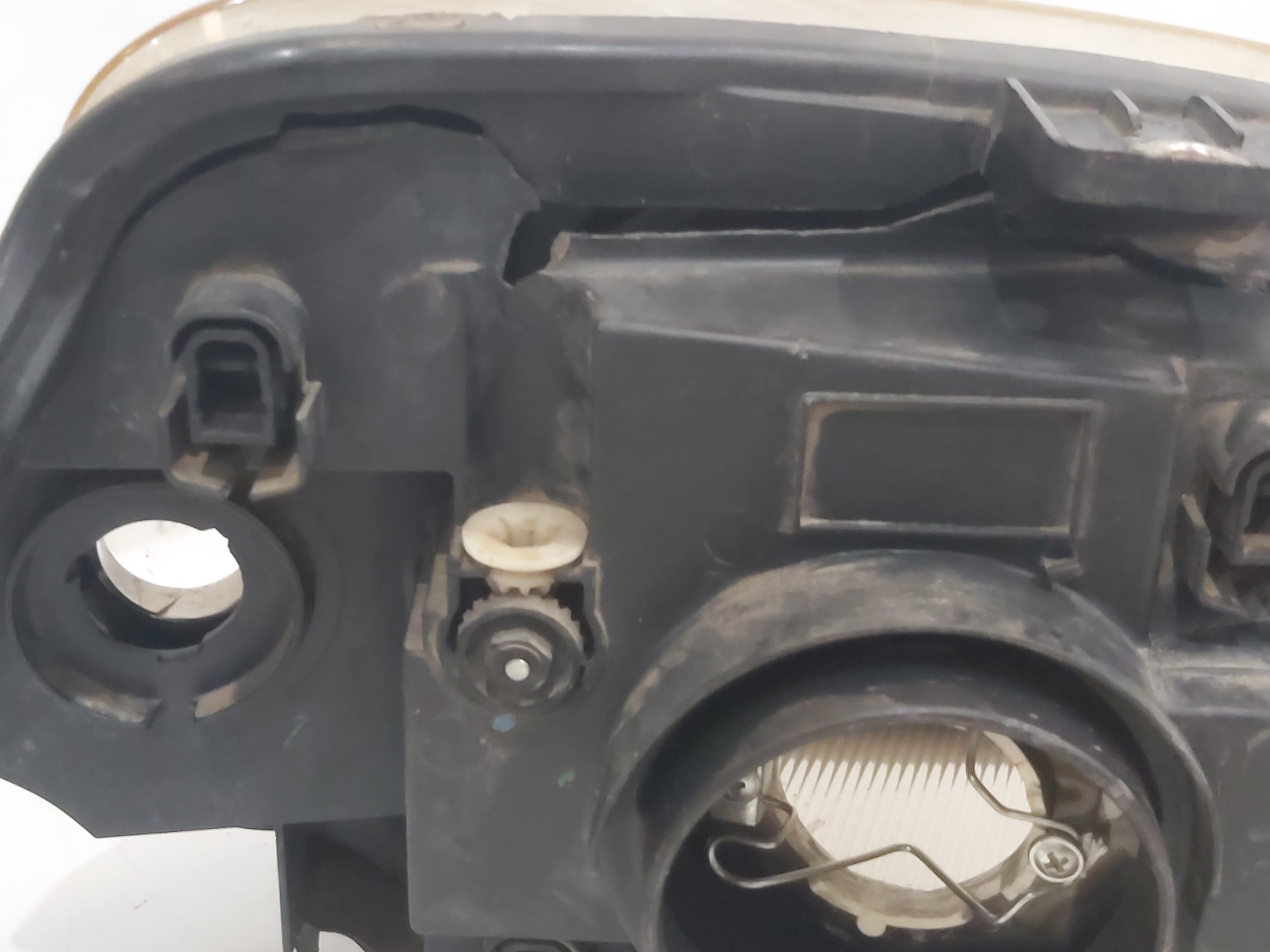 Farol Esquerdo Uno 2011 2012 2013 2014 2015 Detalhe Direito 9