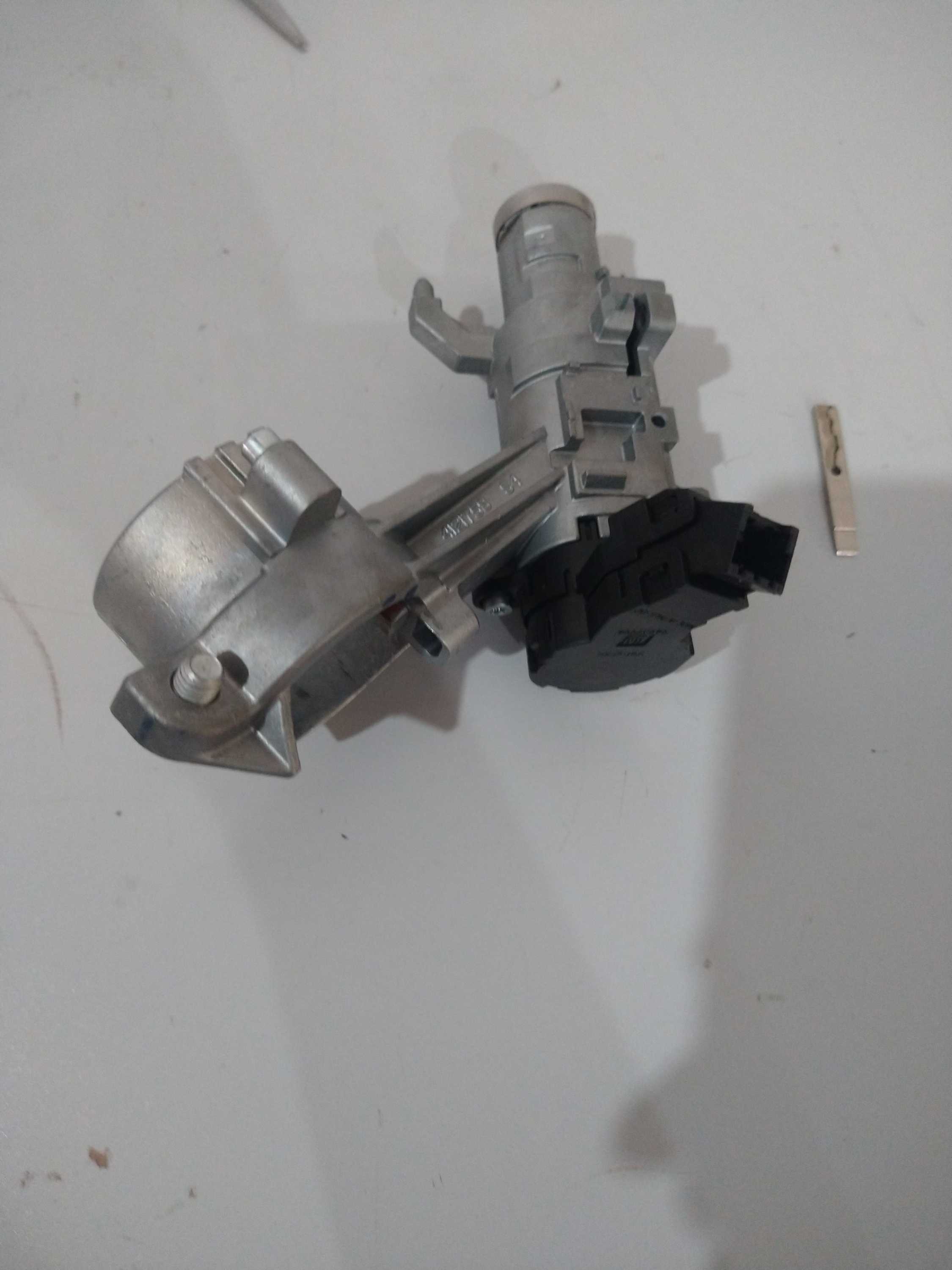 Cilindro Chave Ignição Onix Prisma 1.4 8v 2016 Com Chave Usa 3