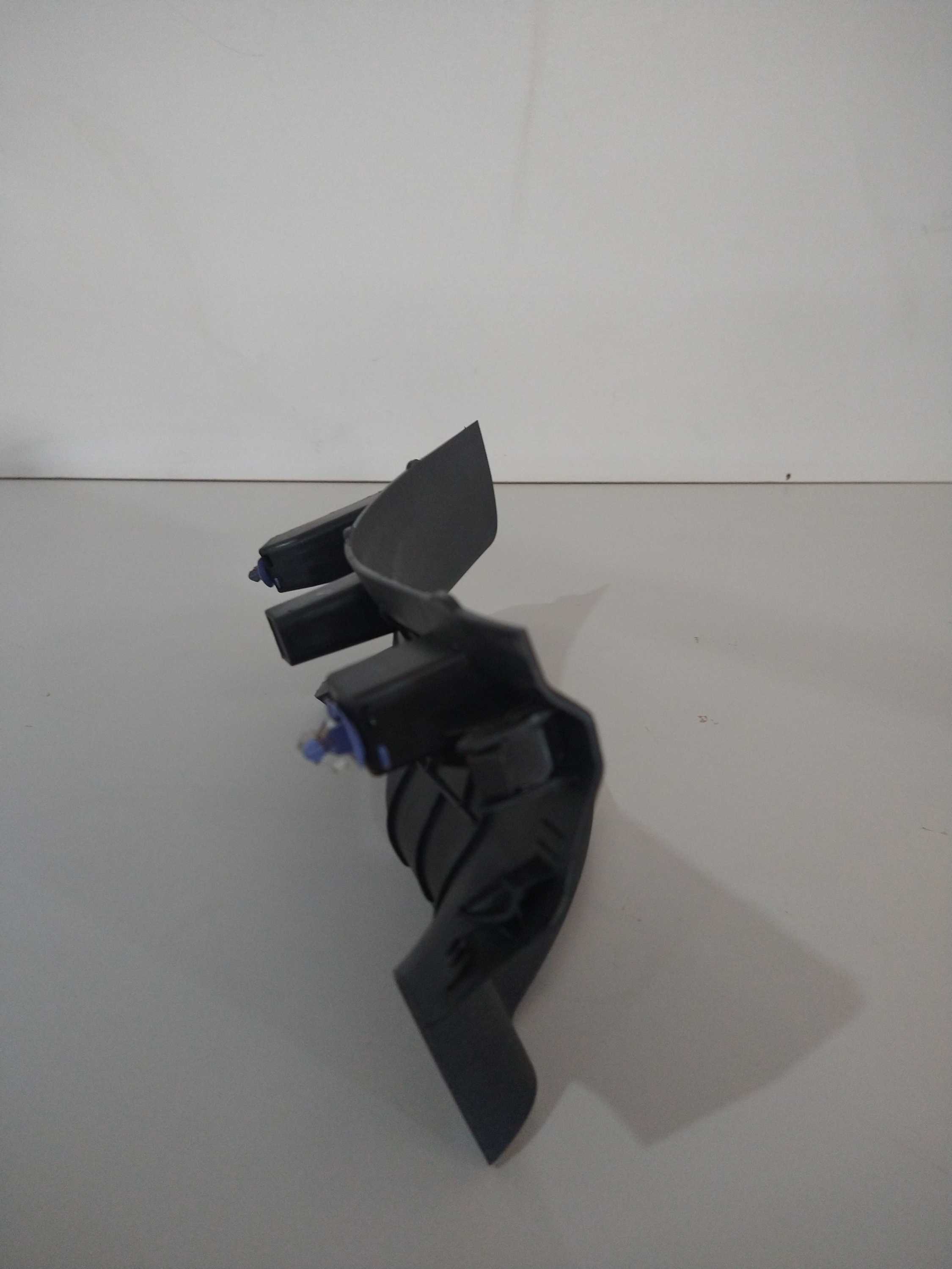 Acabamento Da Soleira Tras L/d Gm Onix, Prisma 2016 Usado 2