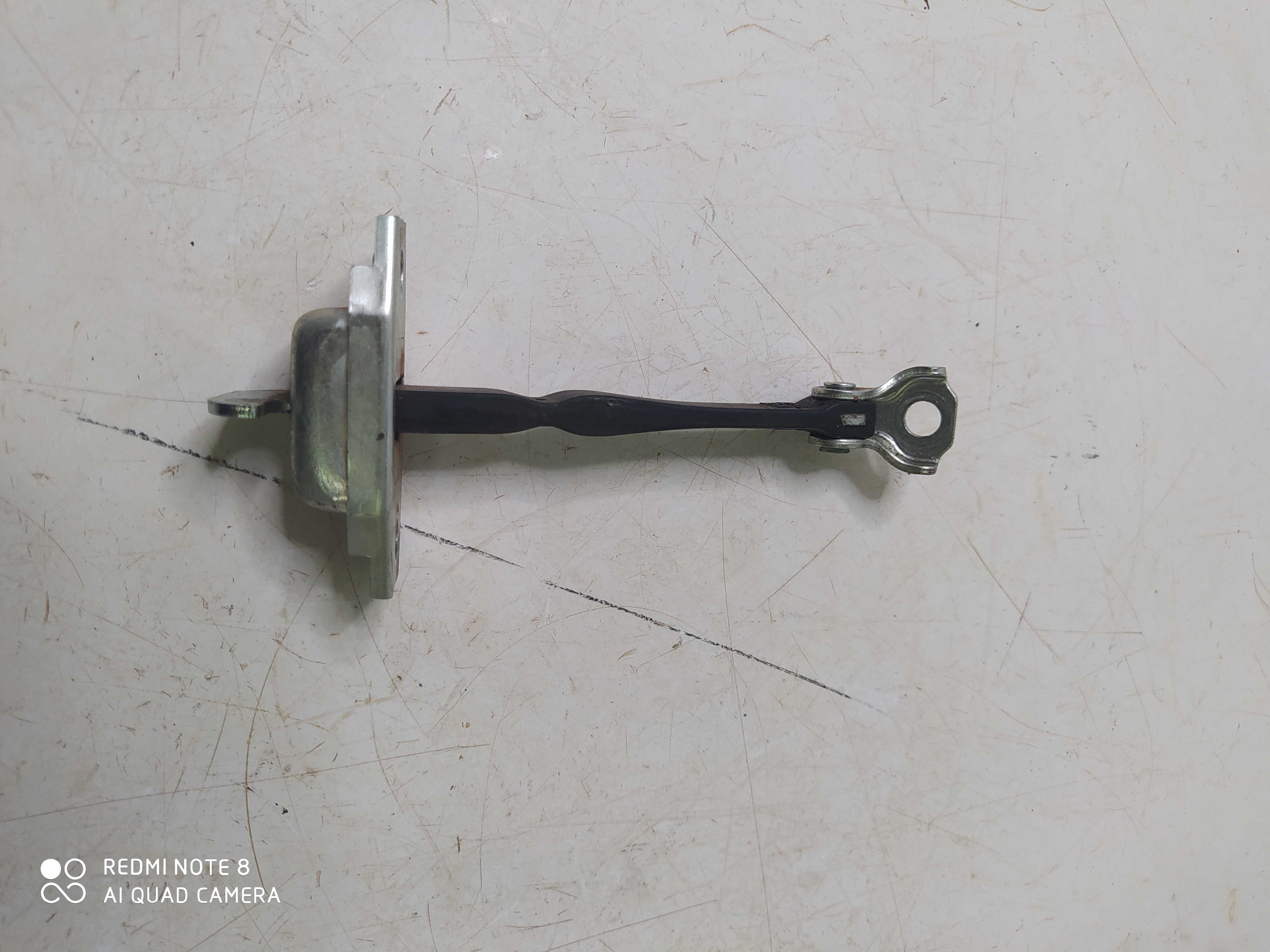 Limitador Porta Traseira Esquerda Toyota Corolla 2.0 2015 6