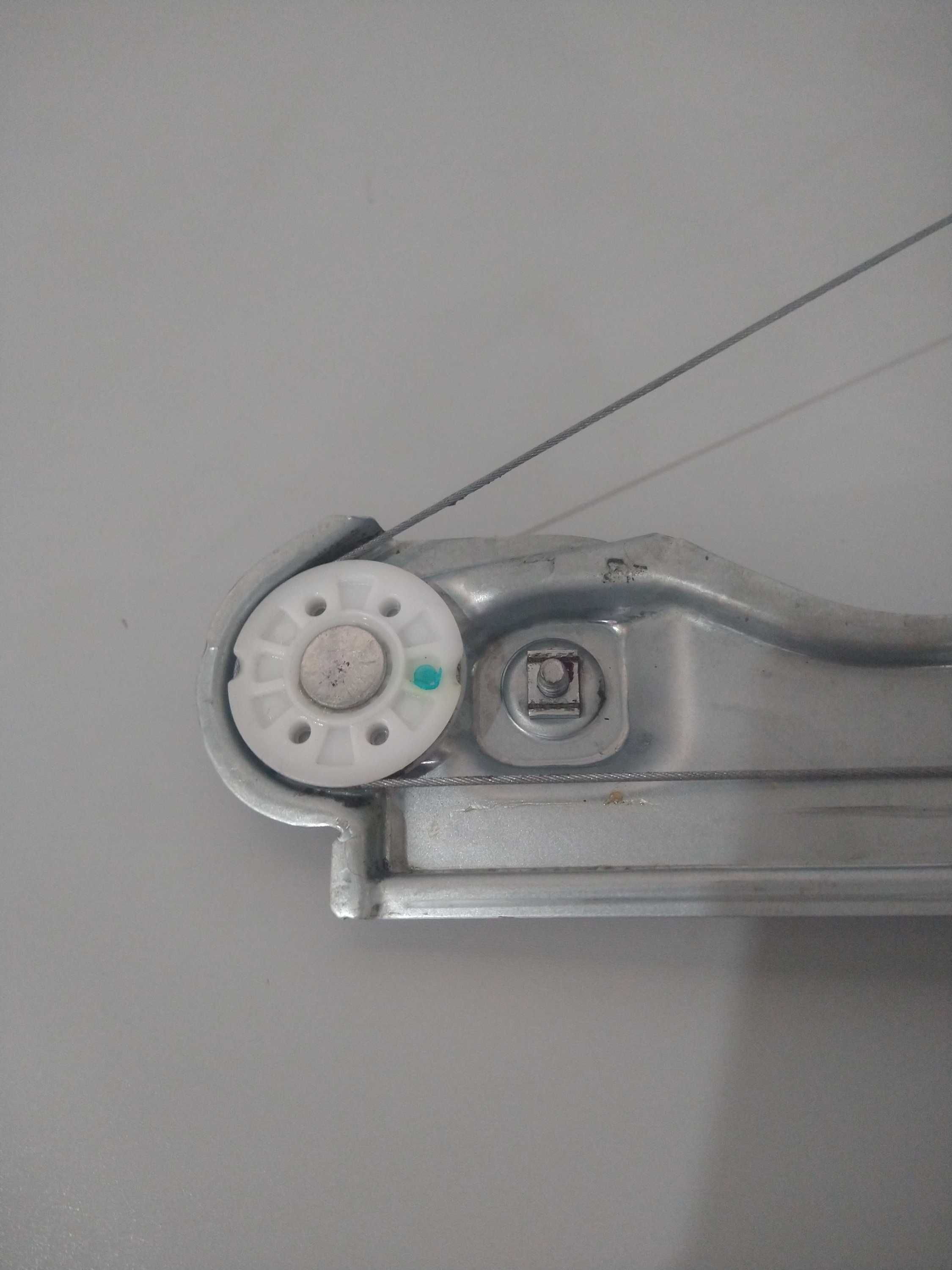 Máquina De Vidro Manual Traseira L/e Onix Prisma Usado Orig 4