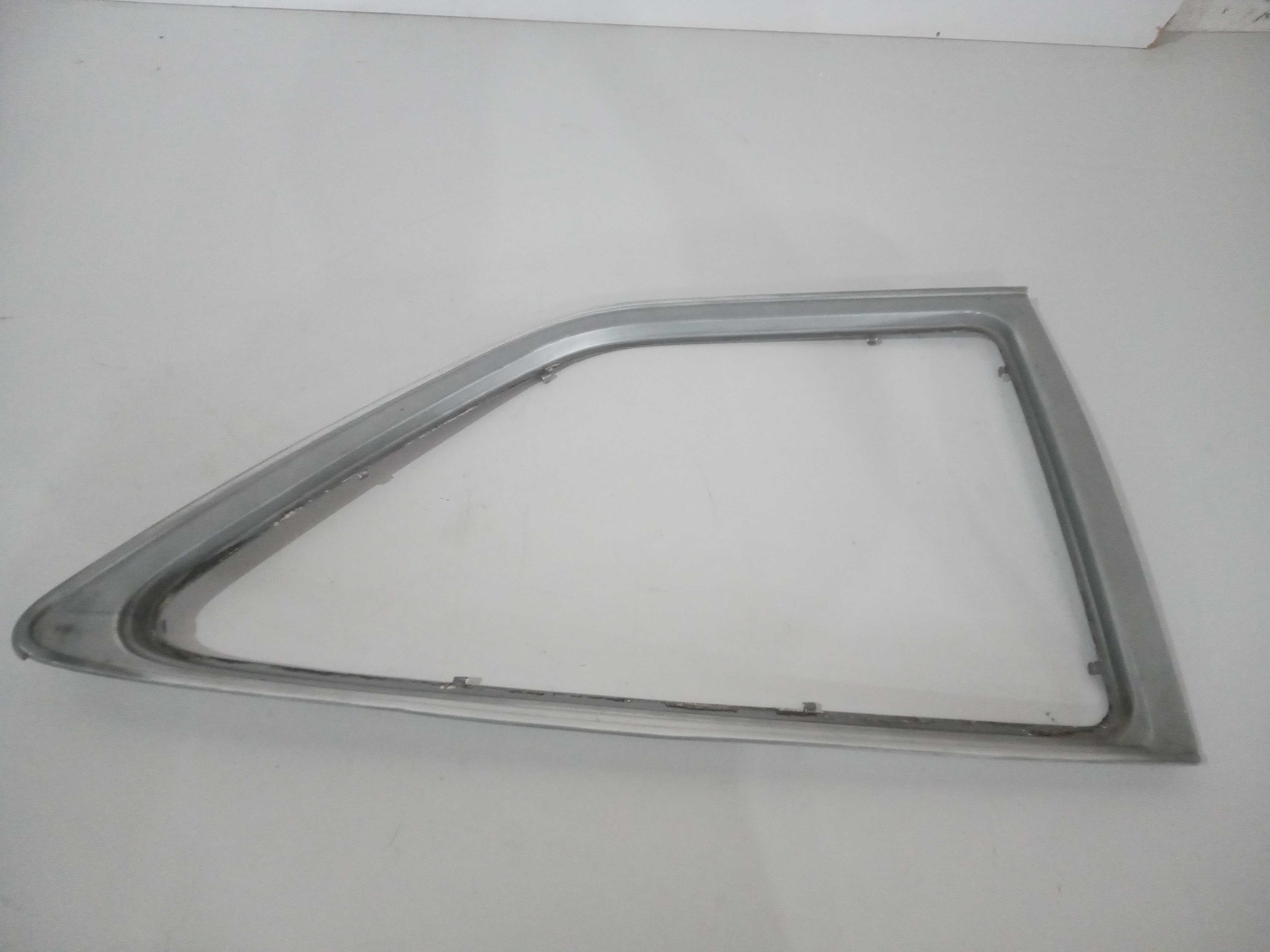 Moldura Friso Do Vidro Lateral L/d Apollo/ Verona Usado Orig