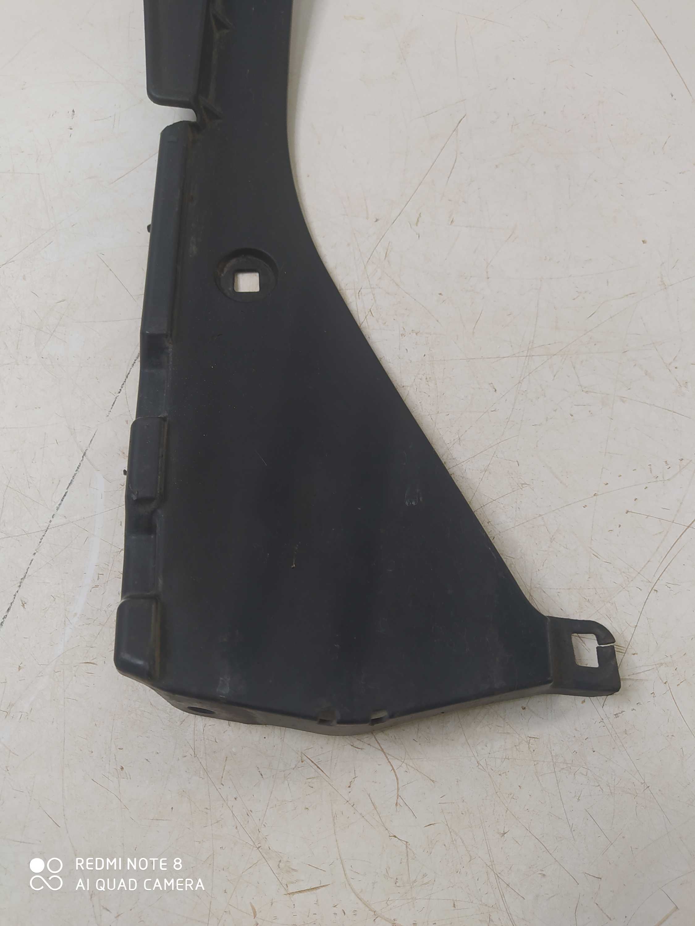 Suporte Parachoque Traseiro Direito Toyota Corolla 2015 6