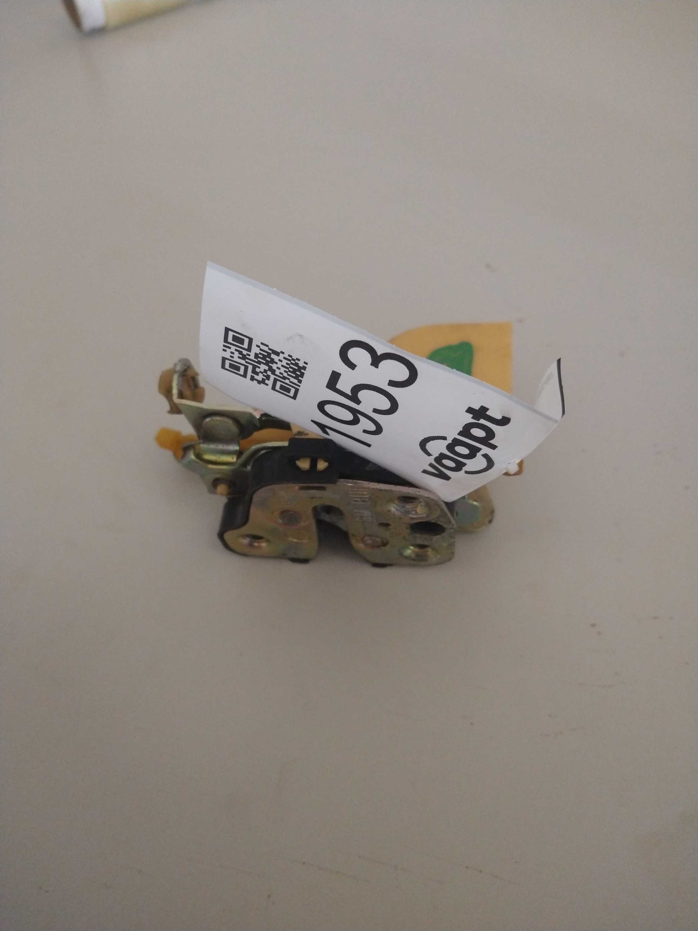 Fechadura Porta  Dianteira Direita Corsa Hatch Usado Origin 2