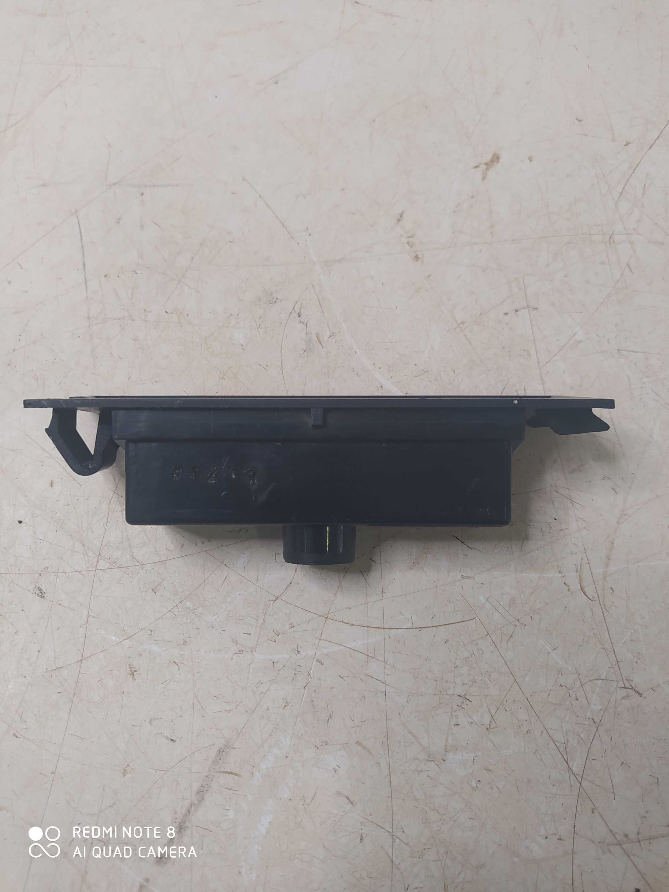 Lanterna Luz De Placa Fiat Mobi 2018 3