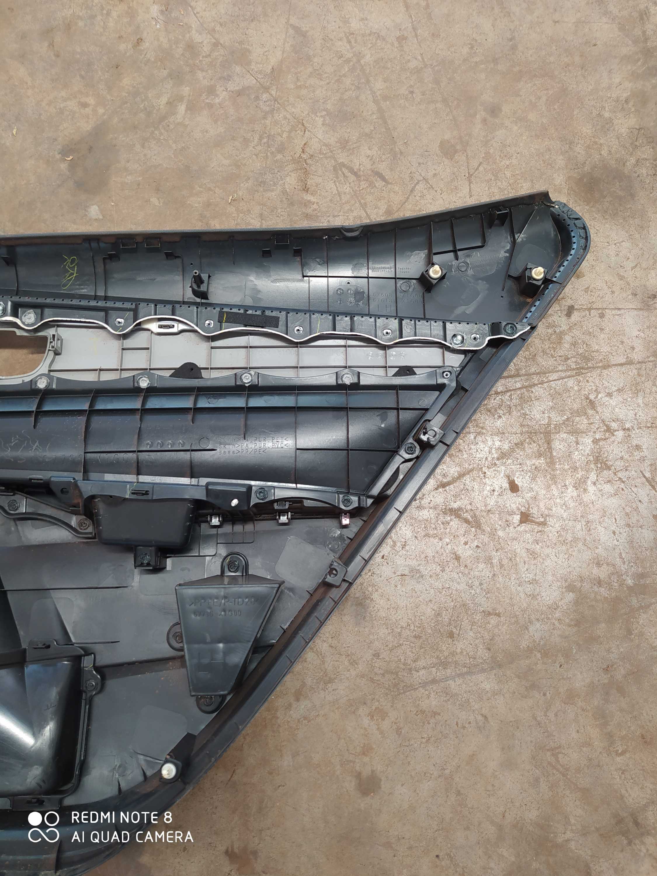 Forro De Porta Traseira Esquerda Toyota Corolla Xei 2015 Preto E Cinza 5