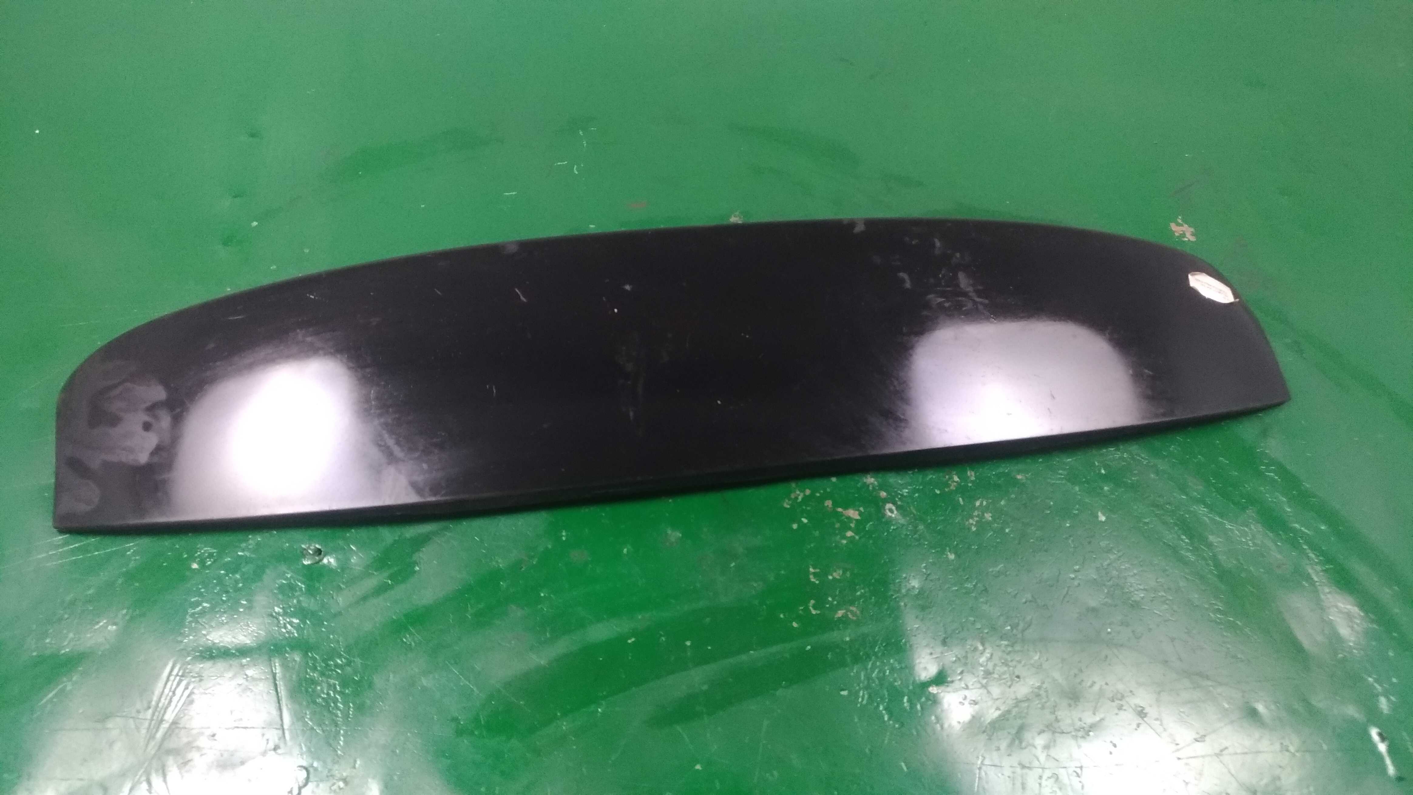 Moldura Da Tampa Traseira Peugeot 207 Sw V33 2
