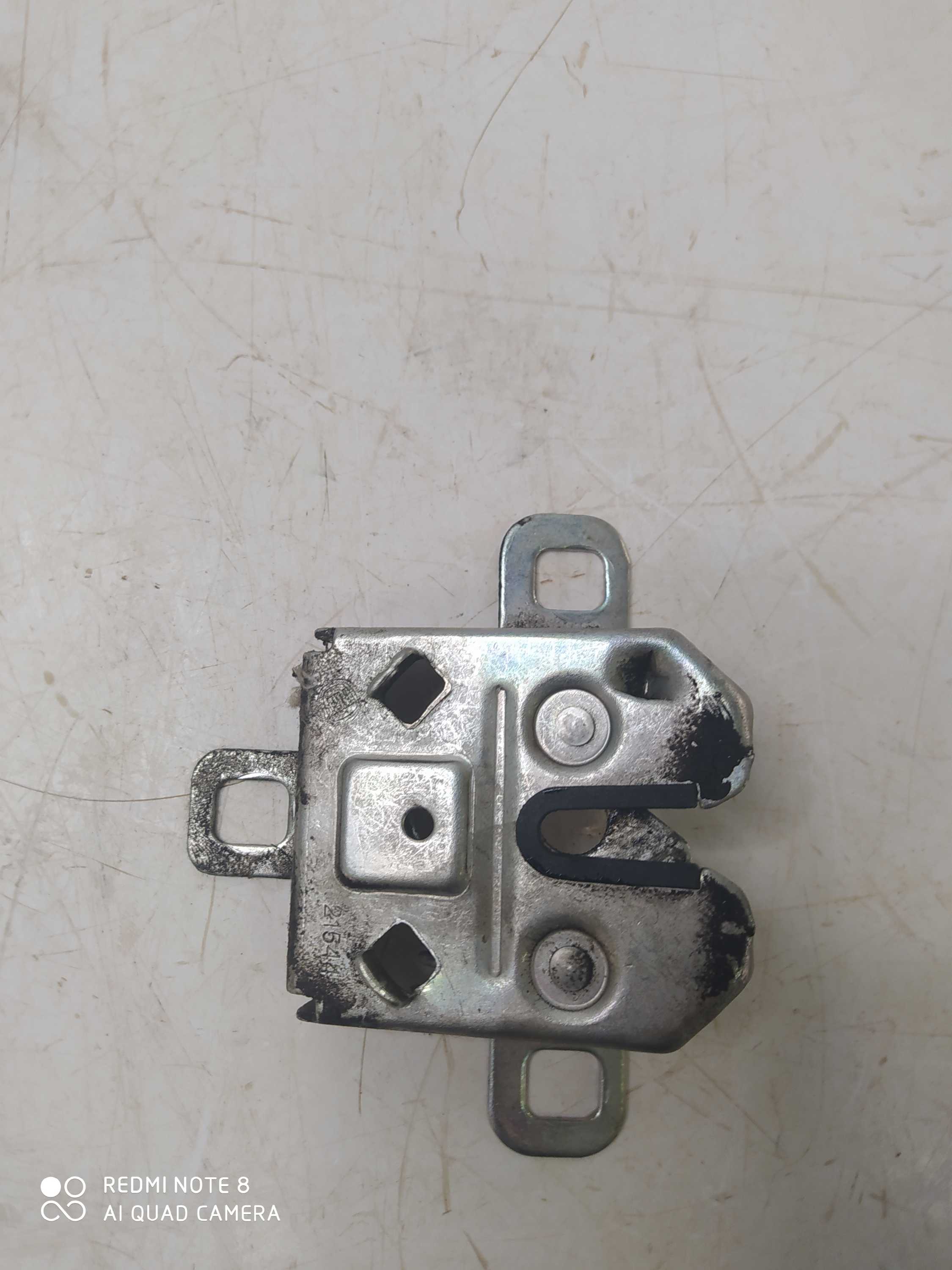 Fechadura Capô Fiat Mobi Drive 1.0 2018 3