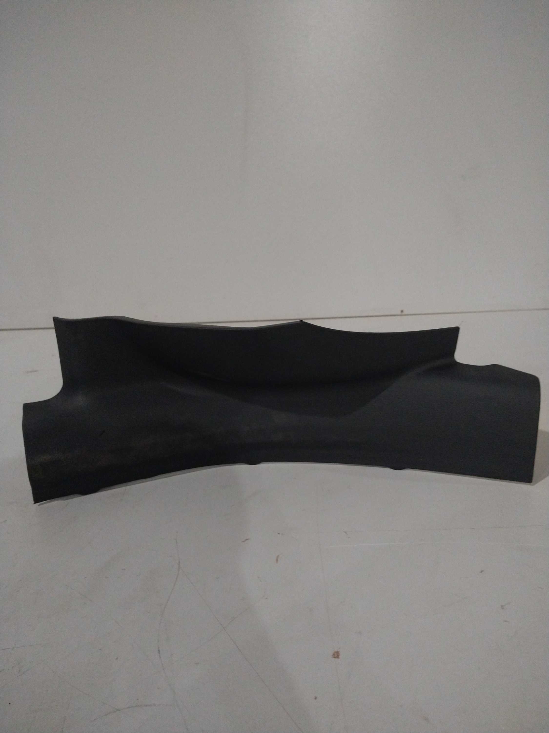 Moldura Traseira L/e Original – Onix Prisma Gm 2016 Usado