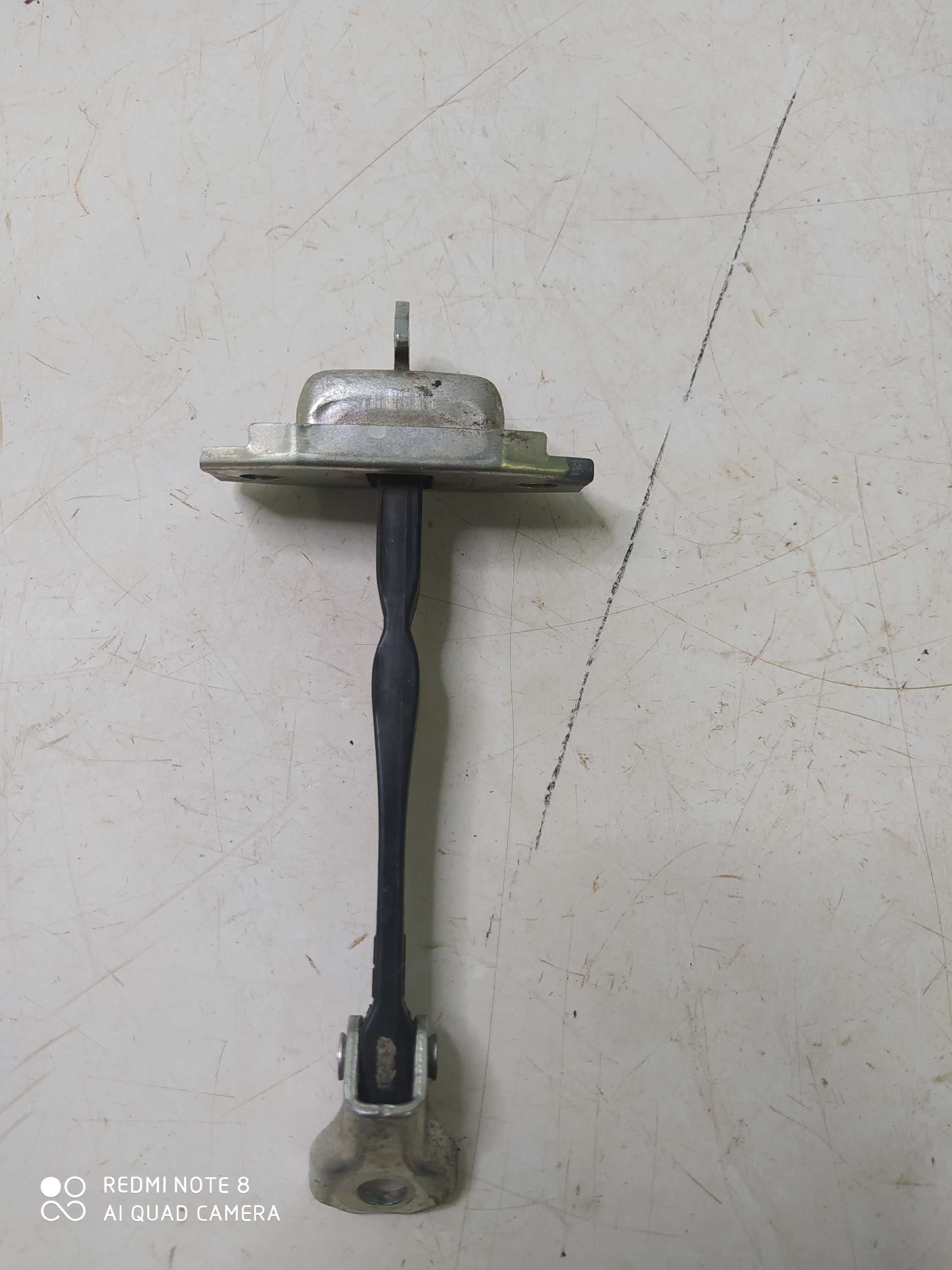 Limitador Porta Traseira Esquerda Toyota Corolla 2.0 2015 4