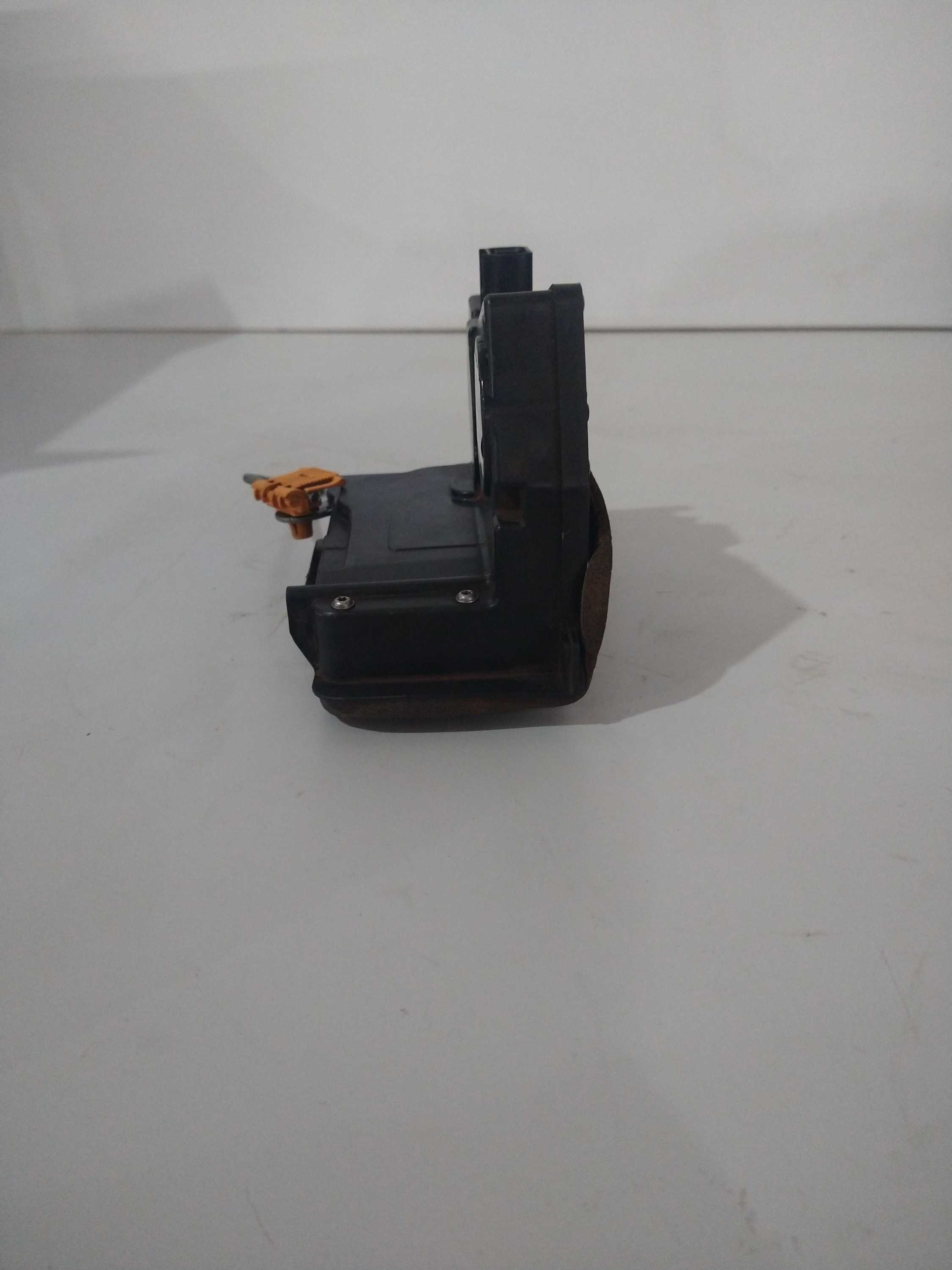 Fechadura Traseira Esq Spin/prisma/onix 2016 Usado Original 4