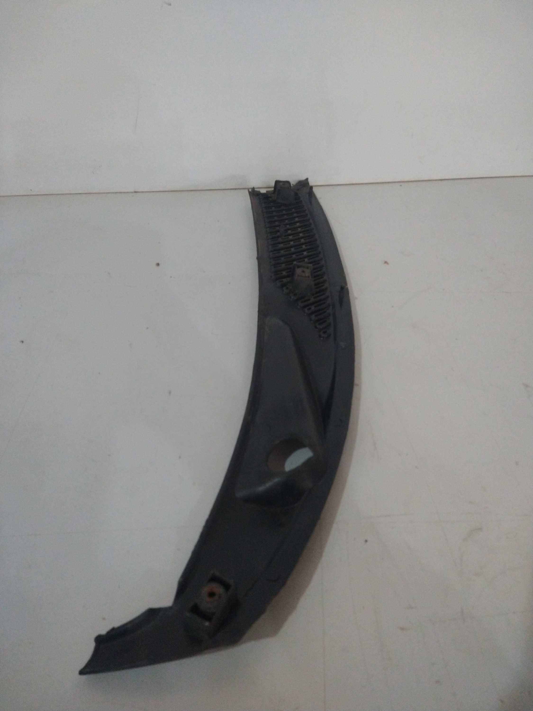 Grade Churrasqueira L/e Saveiro/ Parati/gol 98/00 Usado Orig Preto 2