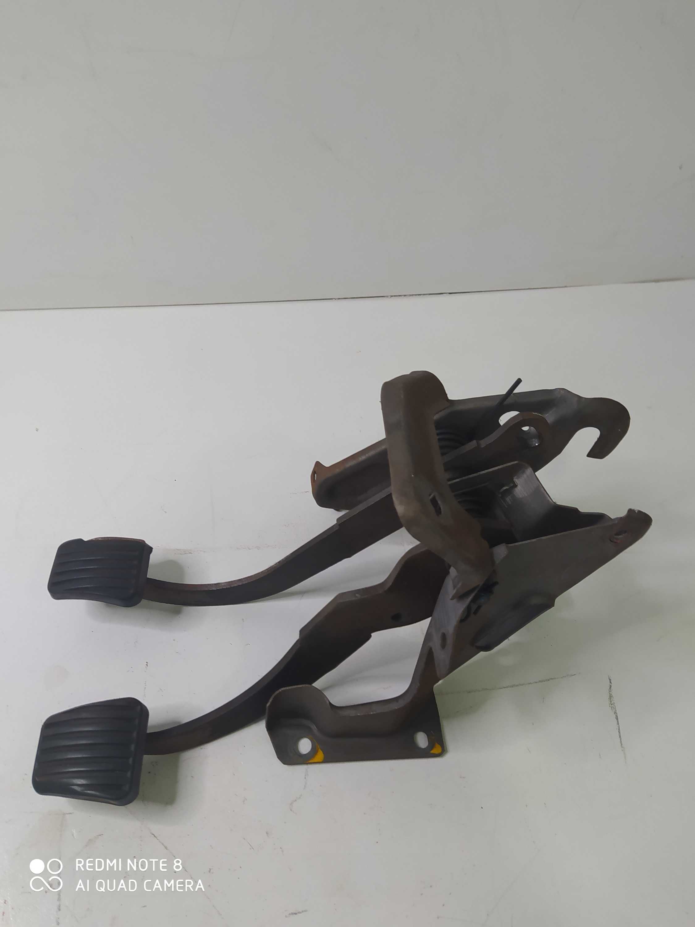 Pedaleira Chevrolet Corsa 2007 4
