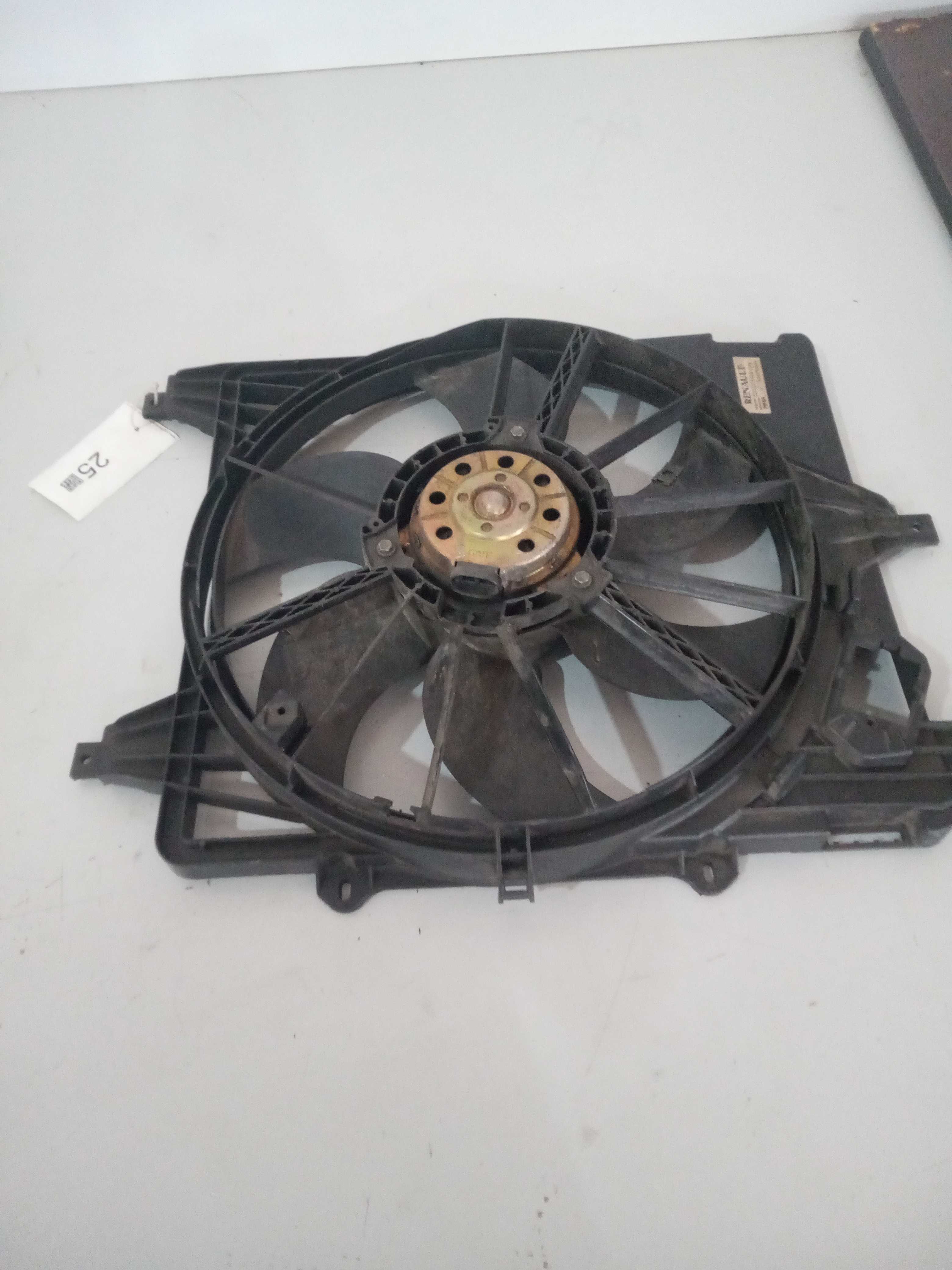 Defletor radiador ventuinha Renault Clio com ar usado 1.0 16v 2