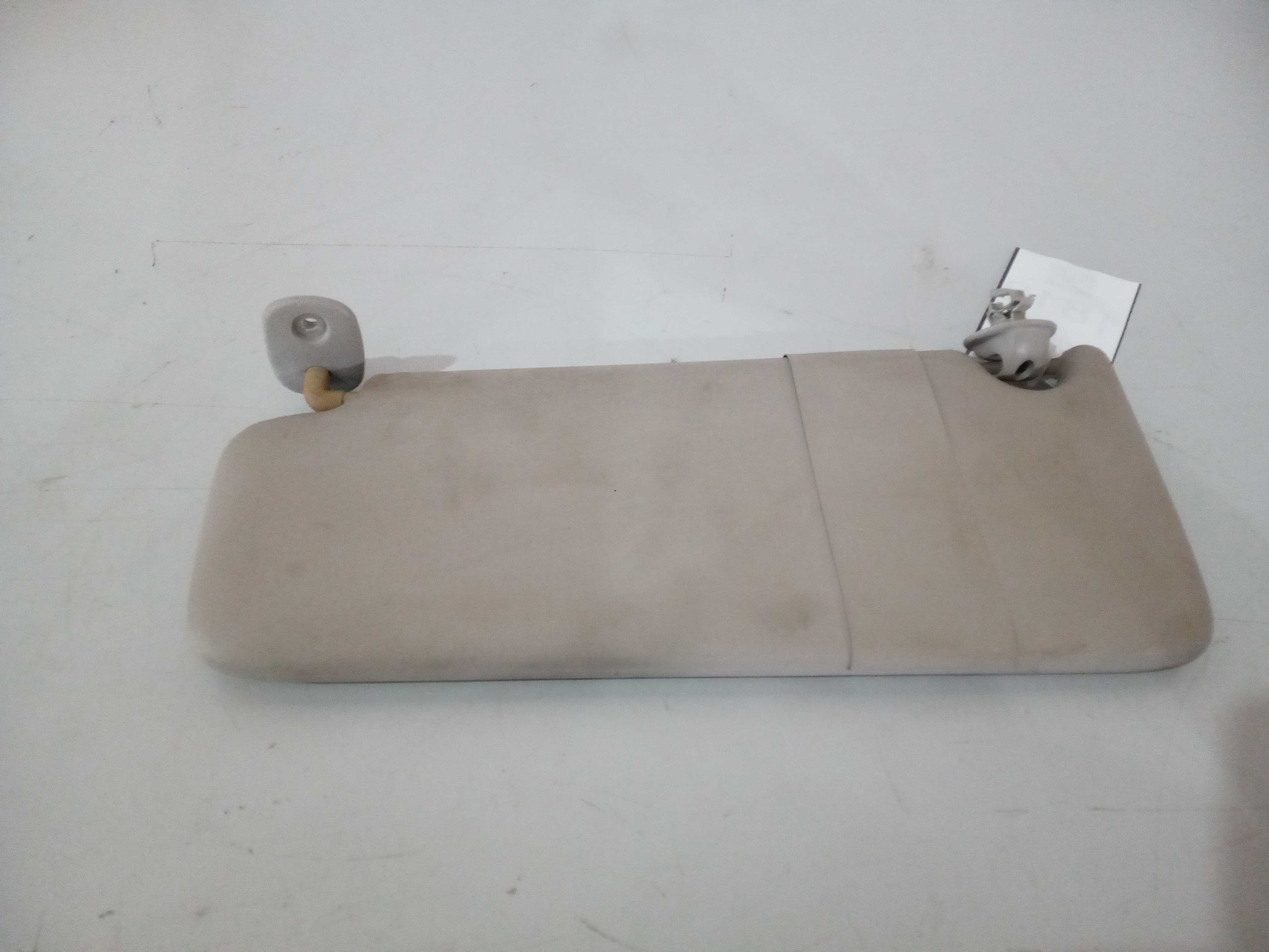 Quebra Sol Renault Clio Sedan Rn Lado Esquerdo Usado 2