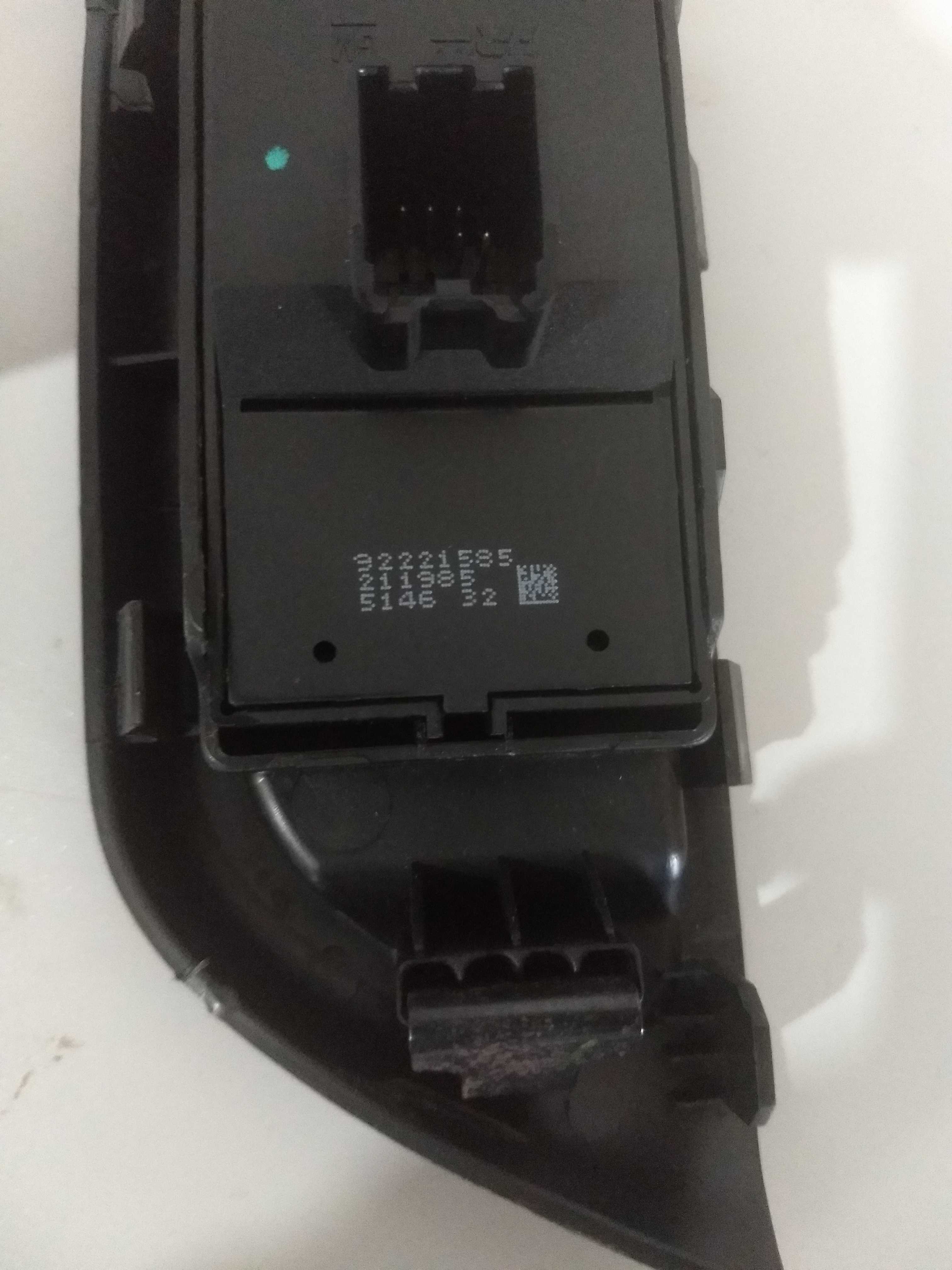 Botão Comando Vidro Elétrico Onix Prisma L/d Usado 3