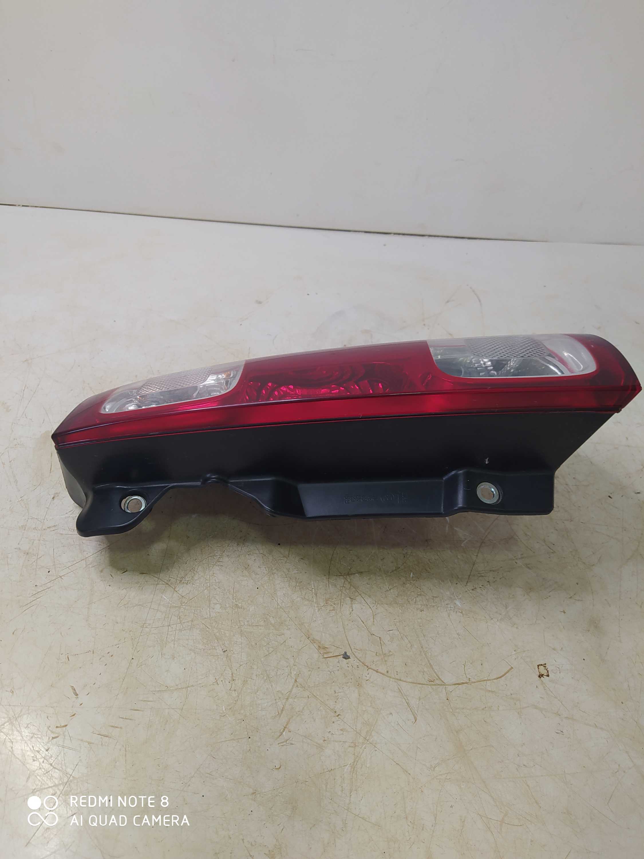 Lanterna Traseira Direita Fiat Uno Vivace 2012 Com Detalhe Direito Vermelho 5