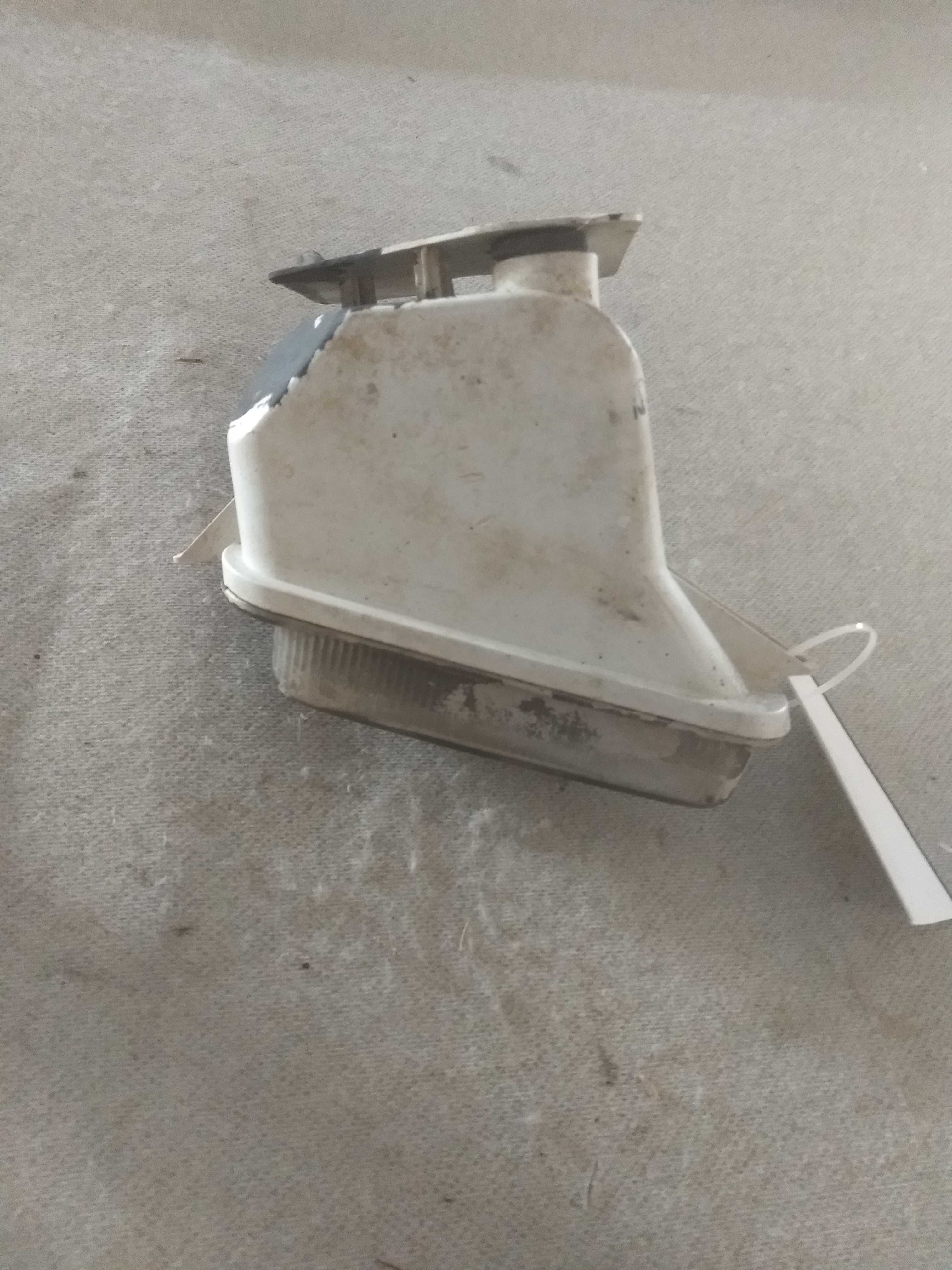 Farol De Milha Lado Direito Blazer S10 Usado Com Detalhe 4
