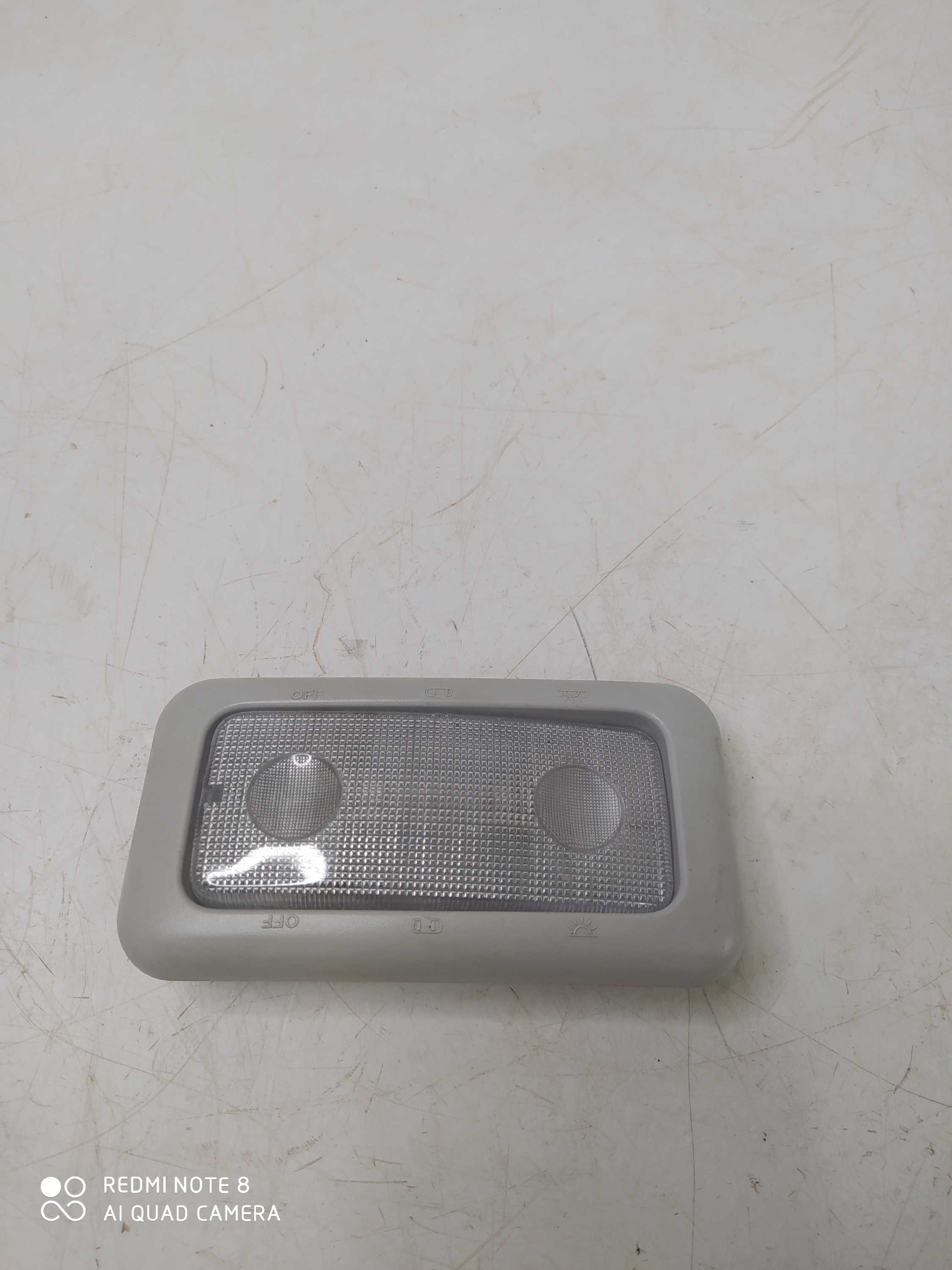 Lanterna De Teto Cortesia Fiat Mobi 2018 3