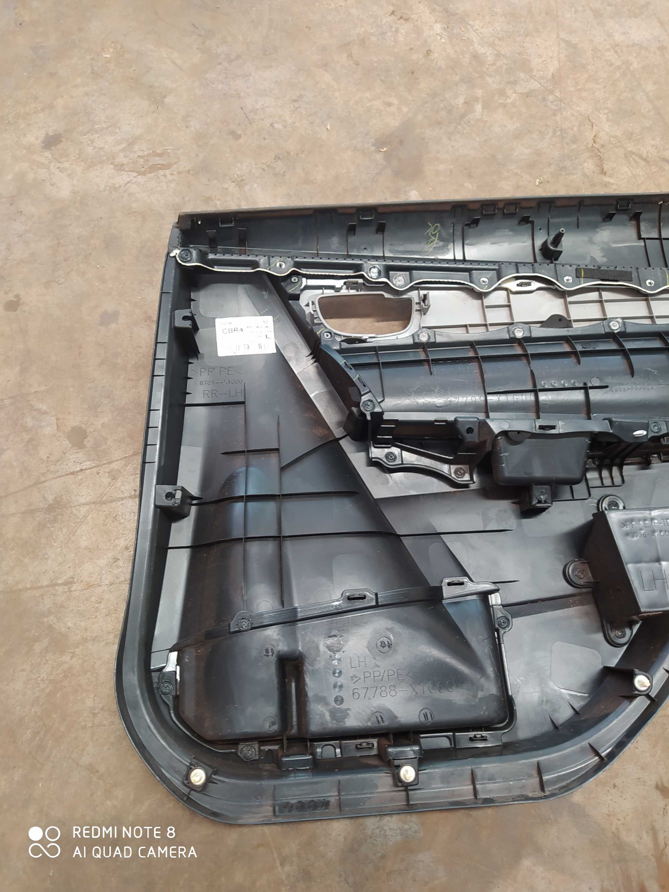 Forro De Porta Traseira Esquerda Toyota Corolla Xei 2015 Preto E Cinza 7