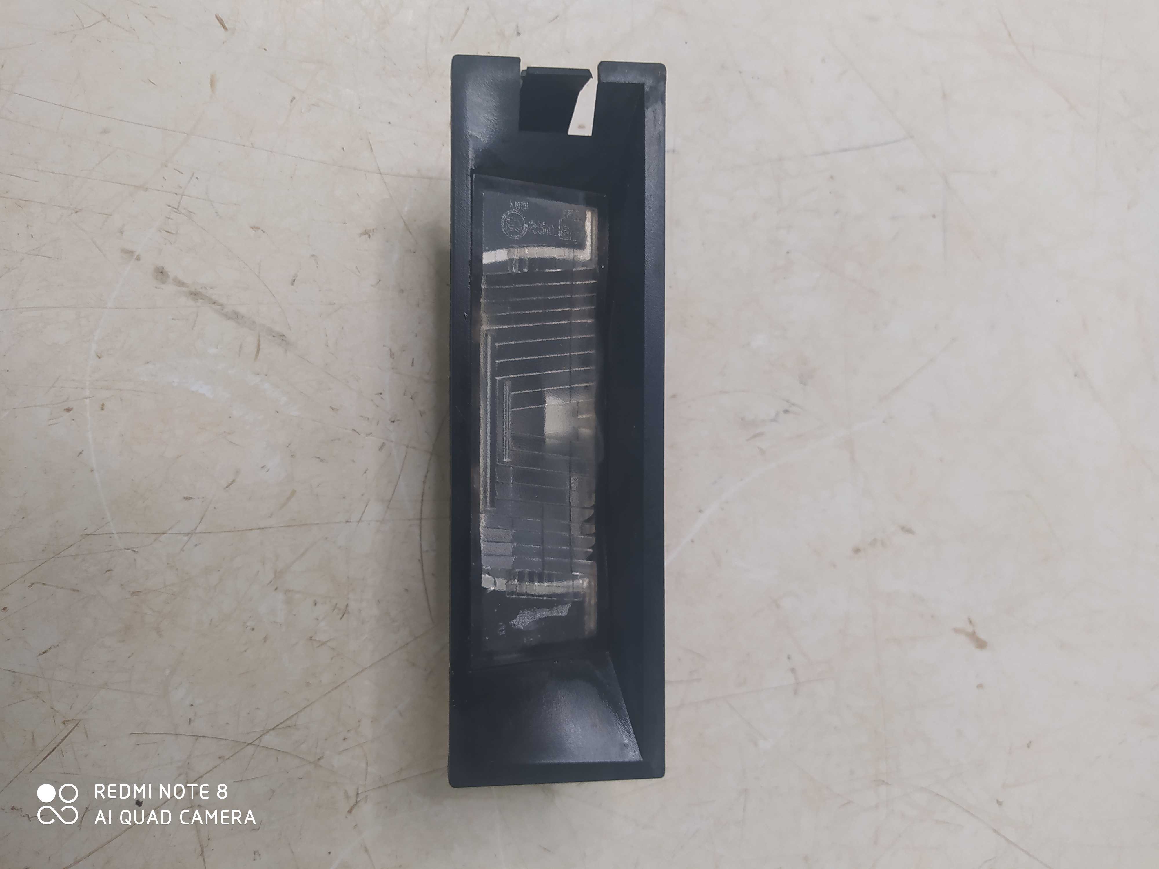Lanterna Luz De Placa Fiat Mobi 2018 6