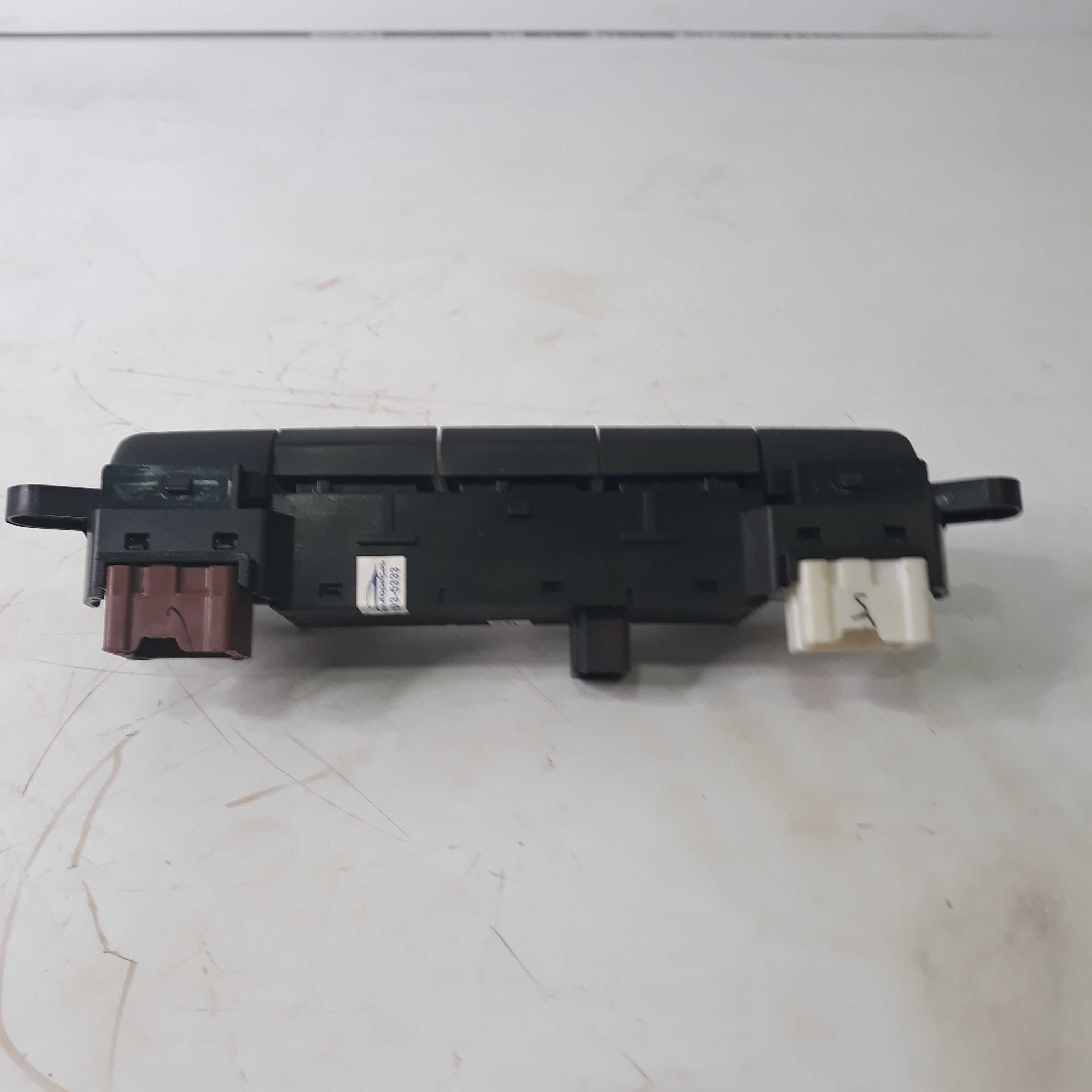 Conjunto Botão Pisca Alerta Desembaçador Renault Kwid 2018 5