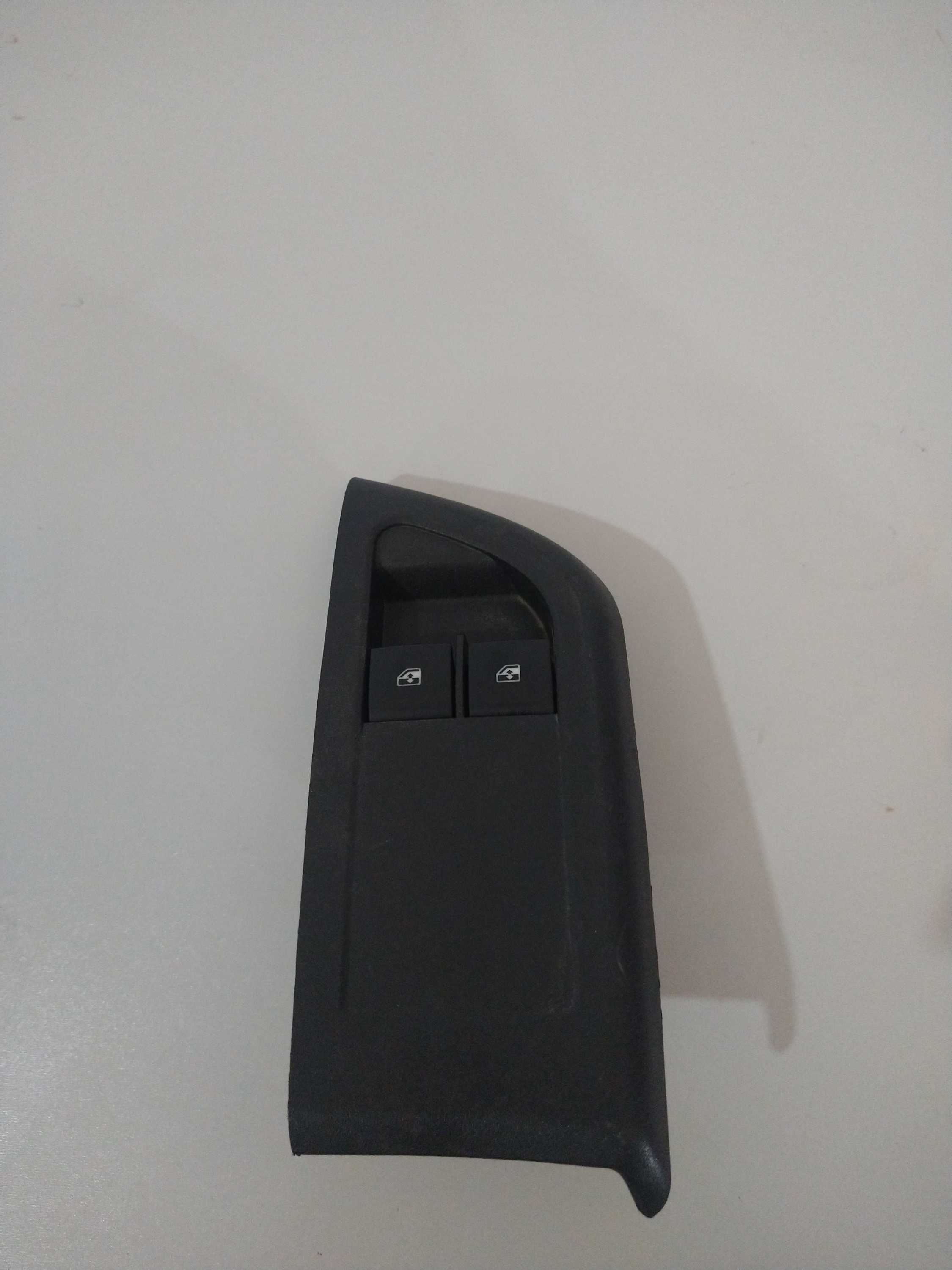 Comando Botão Vidro Elétrico Cobalt,onix,prisma 2016 Usado 3