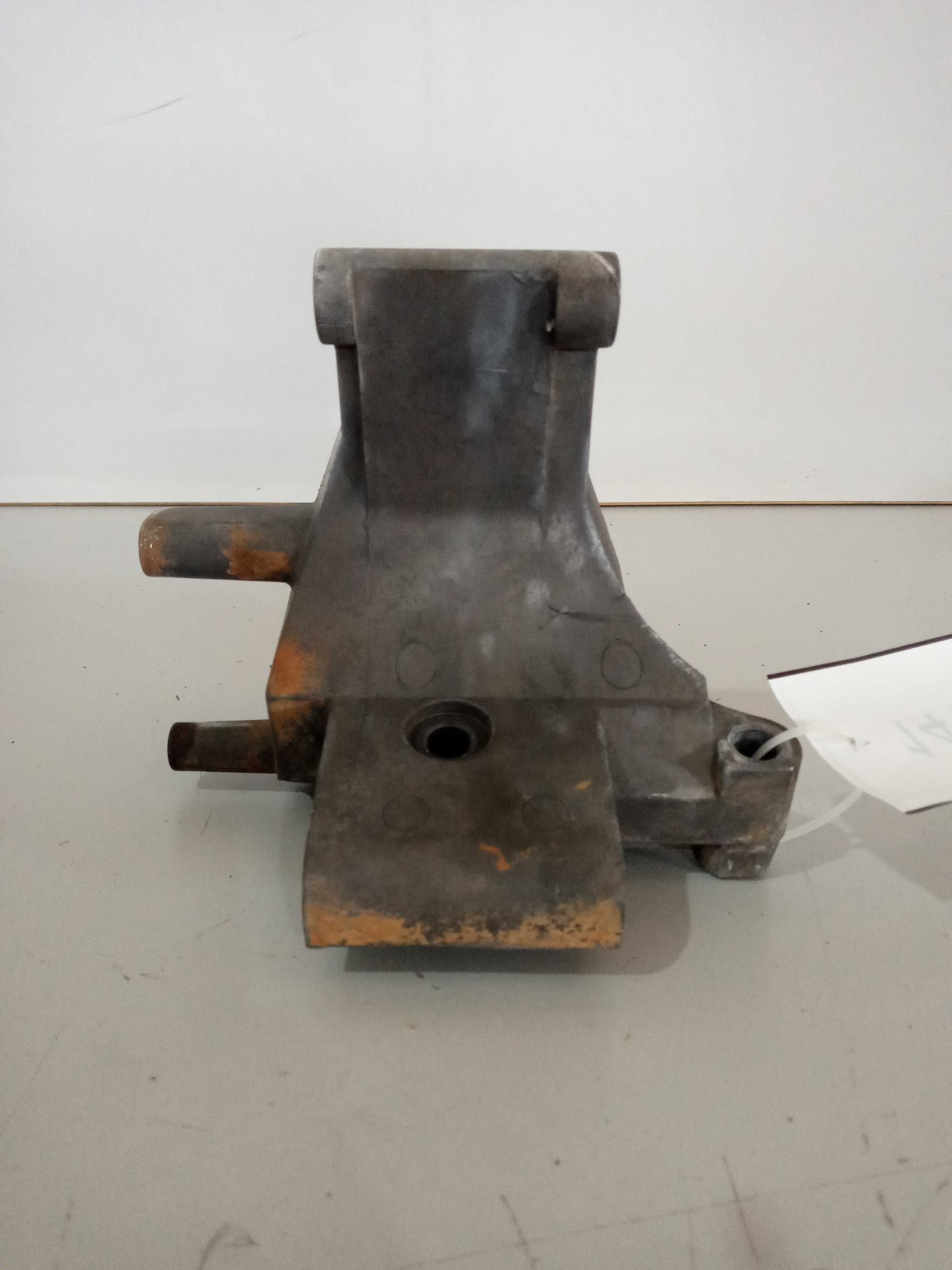 Suporte Do Alternador Ford Fiesta Ka Courieur 99a03 Zetec R
