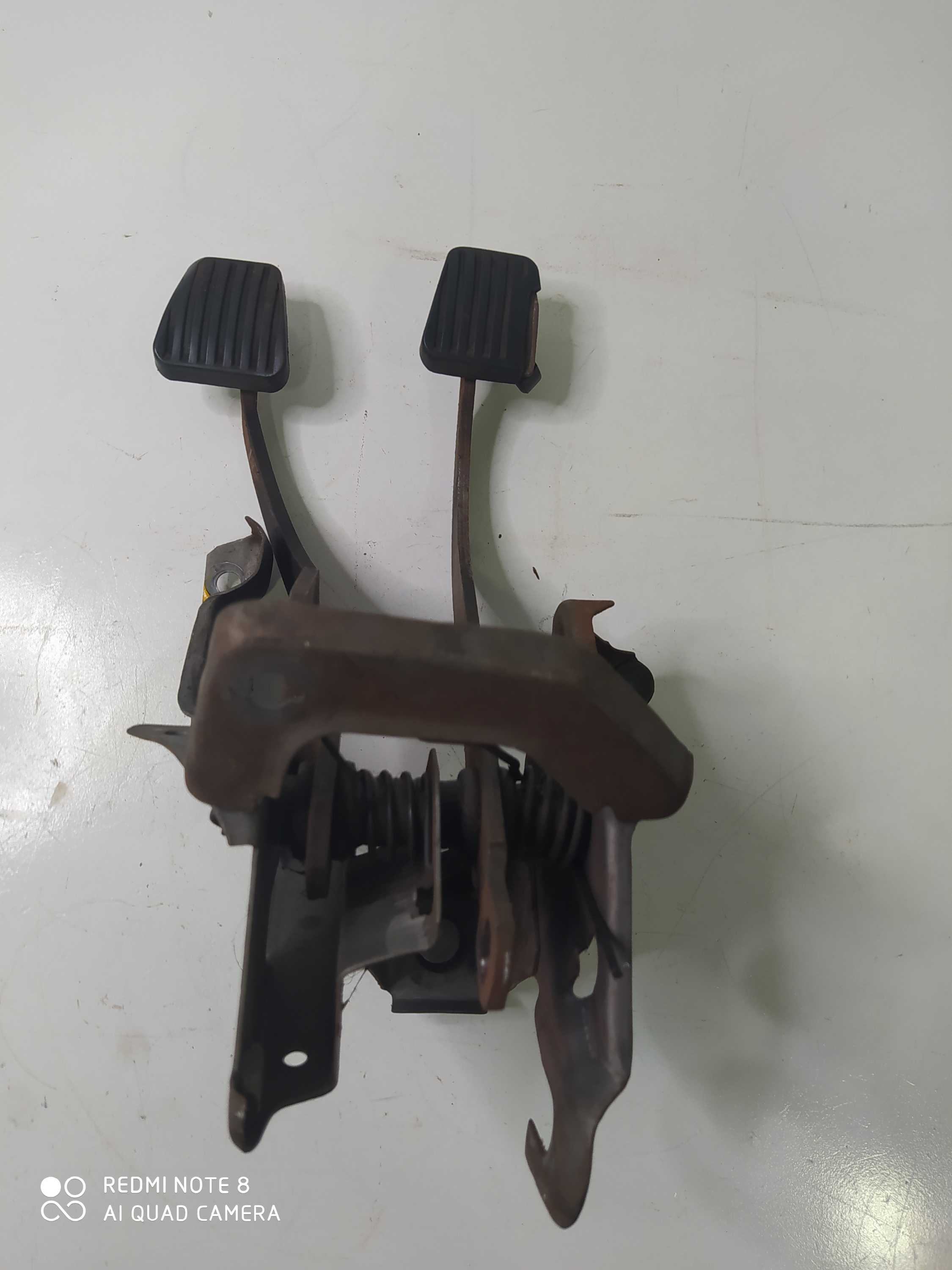 Pedaleira Chevrolet Corsa 2007