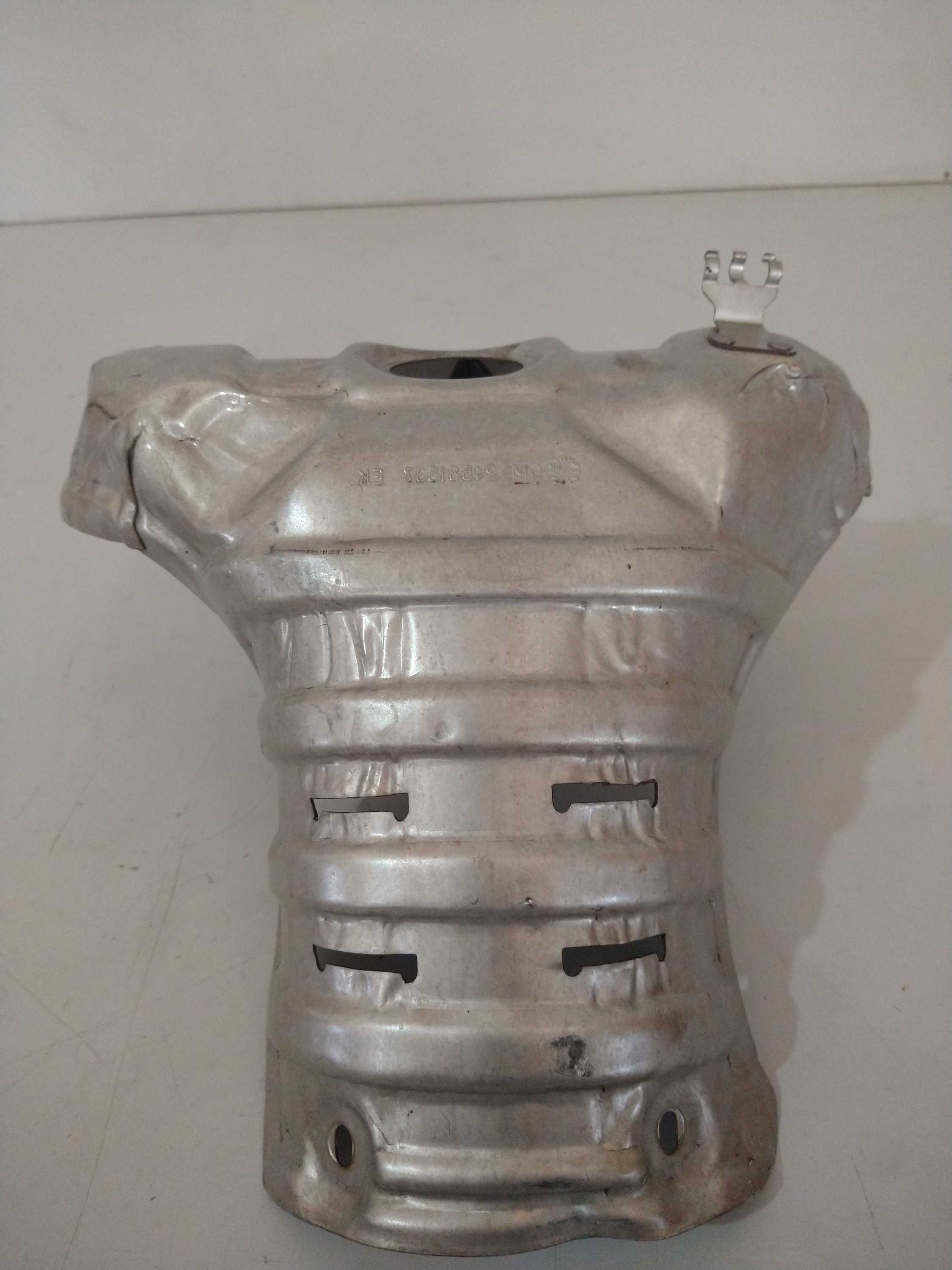 Defletor Protetor Do Catalisador Prisma Onix 2016 Usado Orig