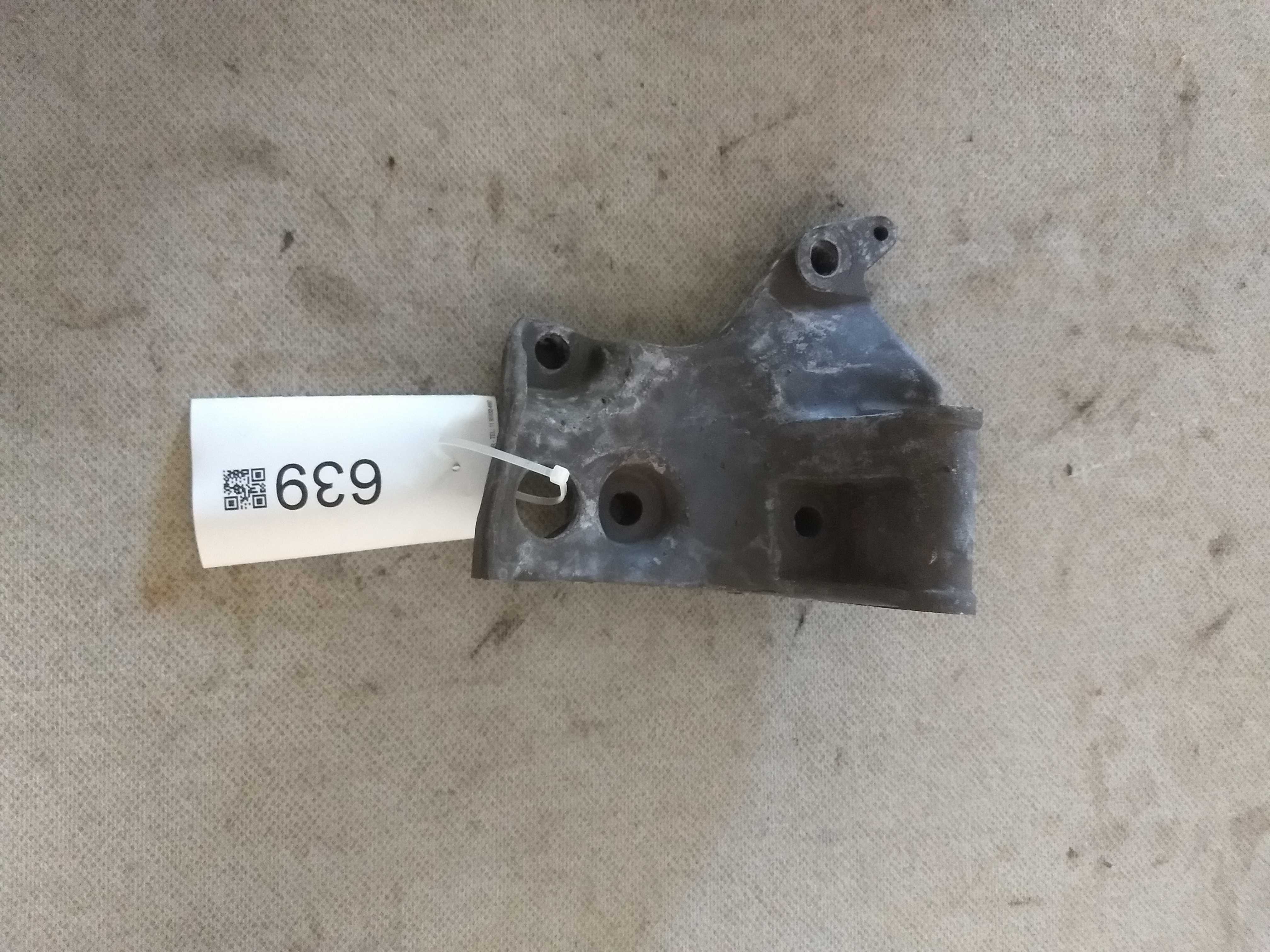 Suporte Do Alternador Renault Clio Peugeot 206 1.0 16v 2