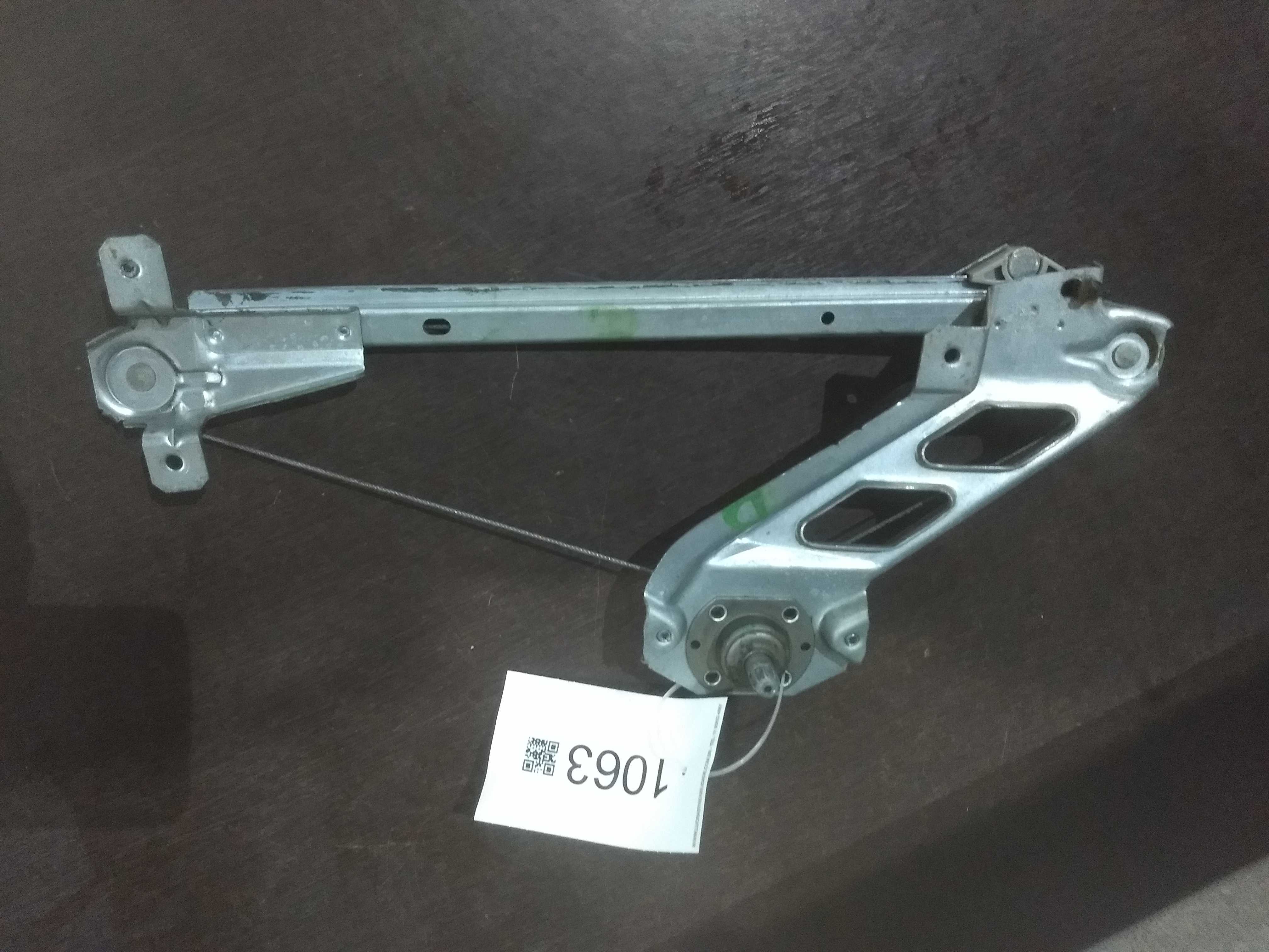 Máquina De Vidro Corsa Traseiro Direito Manual Usado