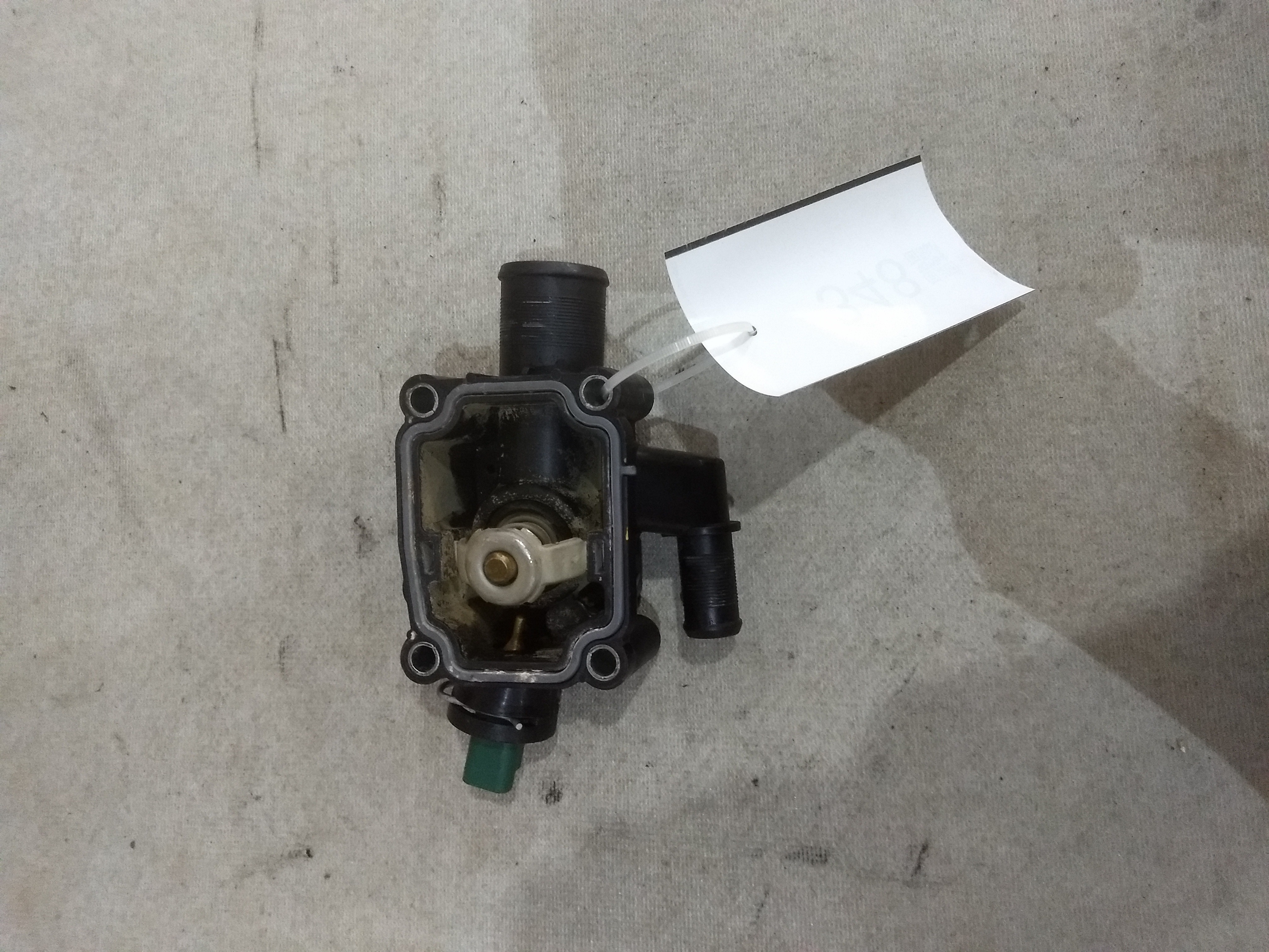 Carcaça Válvula Termostática Peugeot 206 207 208 307 1.6 16v 2