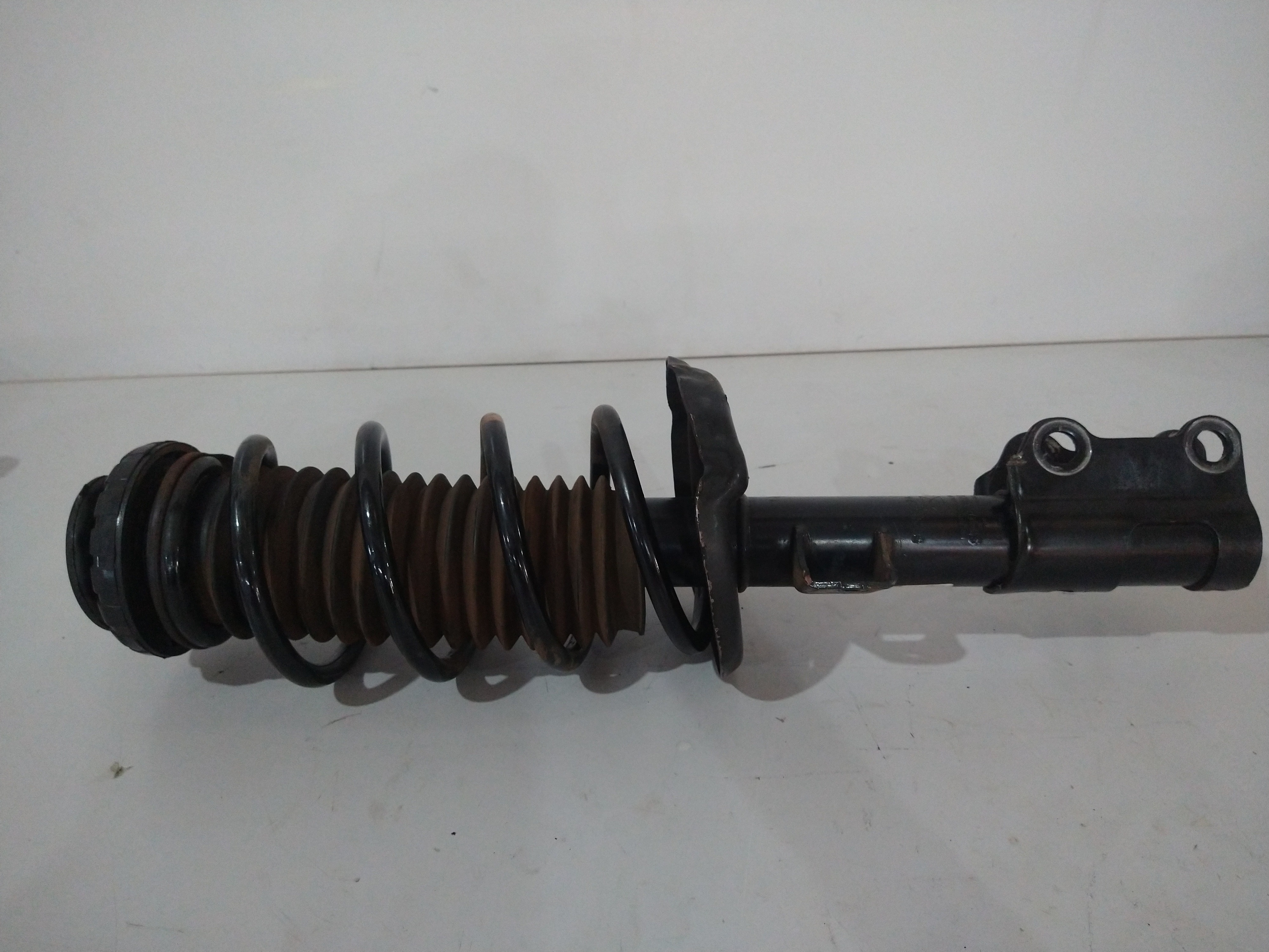 Amortecedo,torre Prisma/onix 2016 L/e Usado Original 4