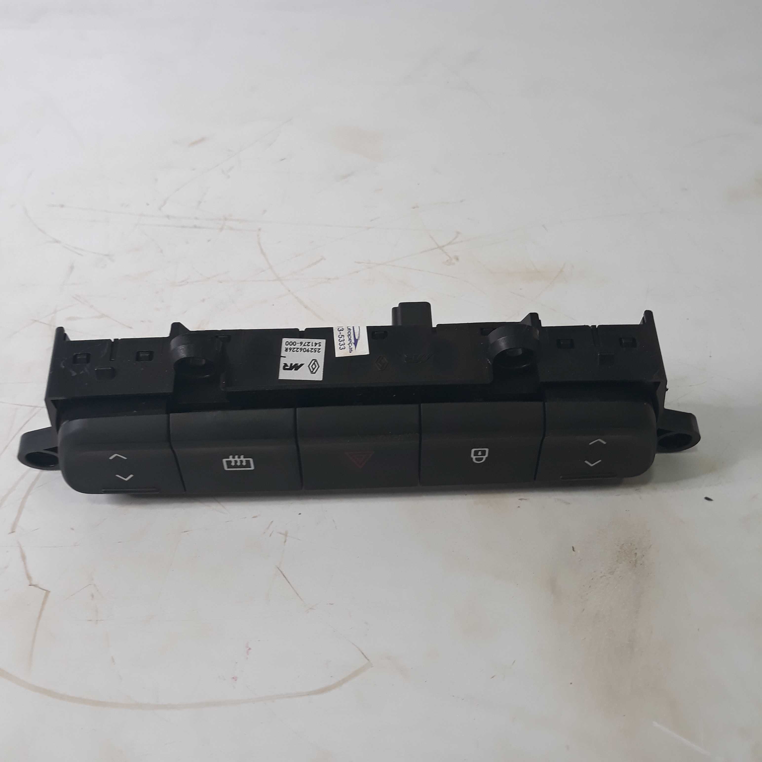 Conjunto Botão Pisca Alerta Desembaçador Renault Kwid 2018 6