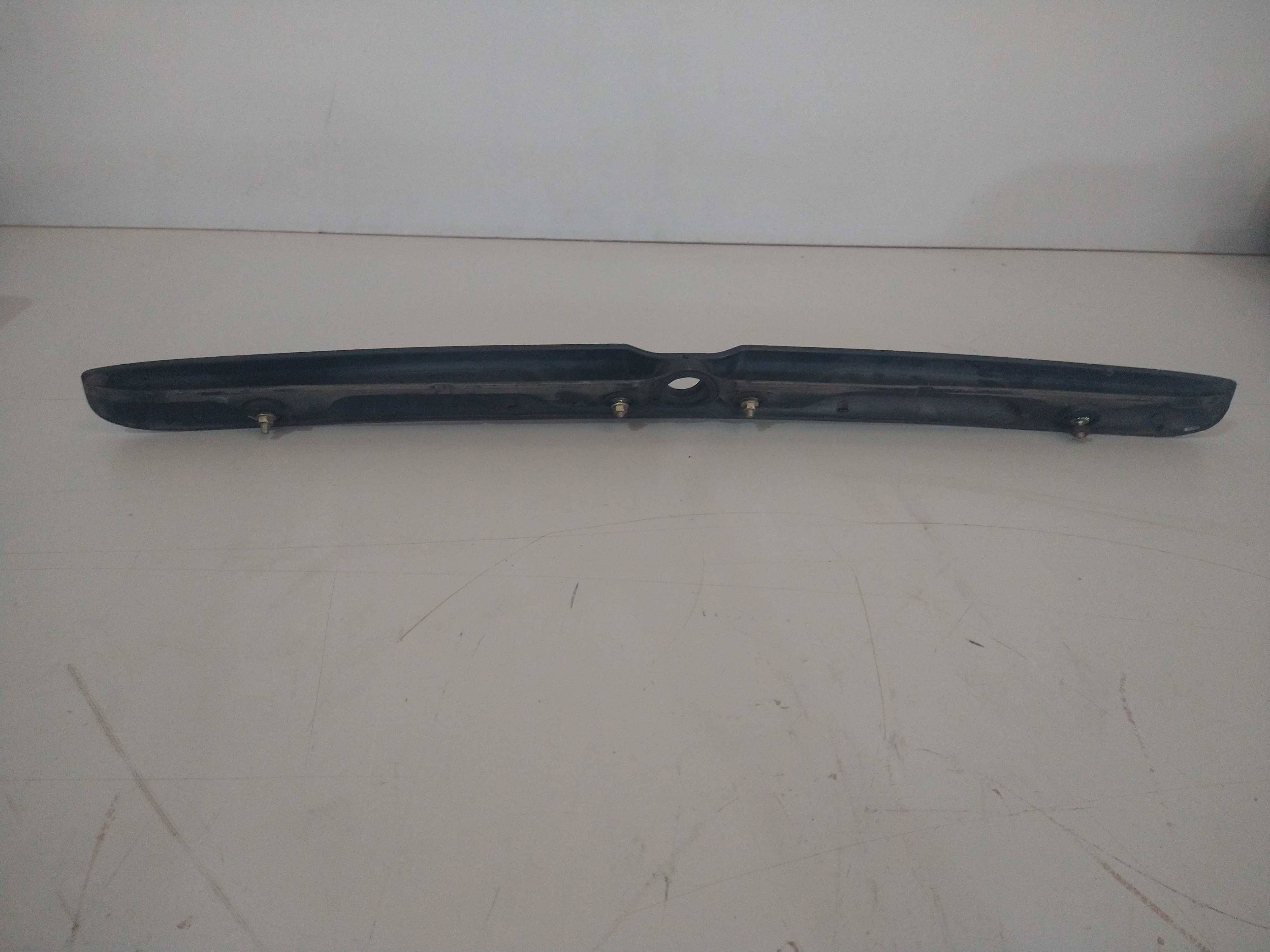 Friso Tampa Traseira Moldura Gm Vectra 97/99 Usado Original 2