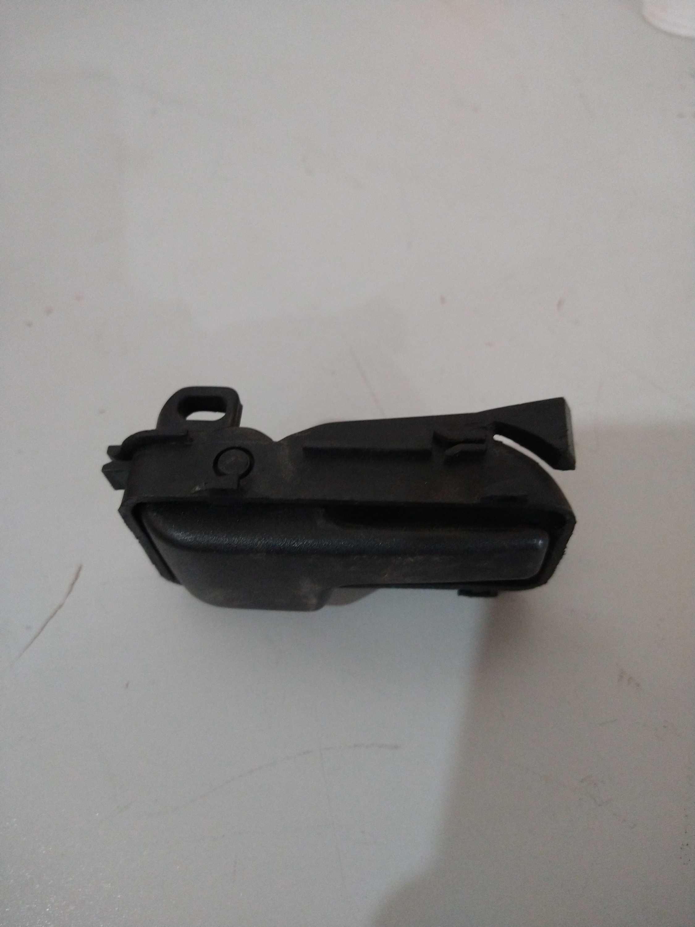 Maçaneta Interna Mr Fiat Premio Uno Elba 84/13 L/e Usado Ori Preto Dianteira 3