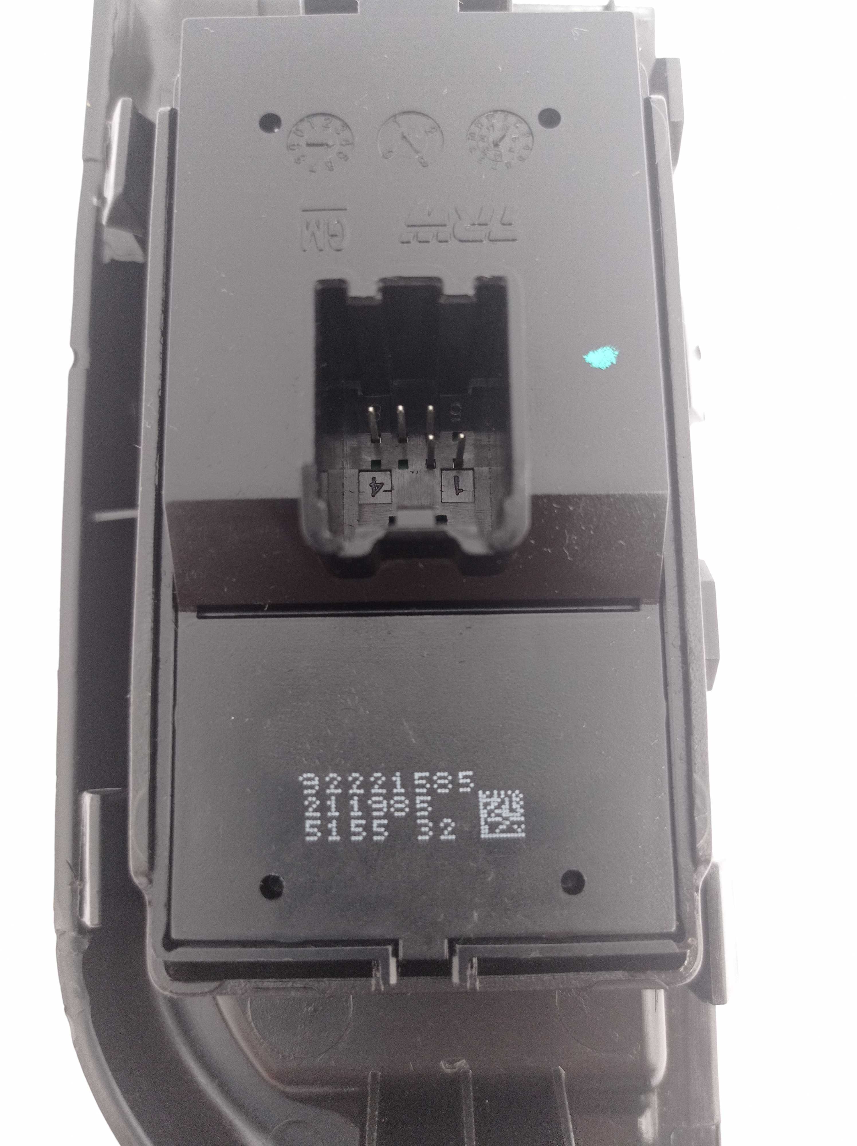 Moldura Botão Vidro Elétrico Diant Direito Gm Prisma 2011