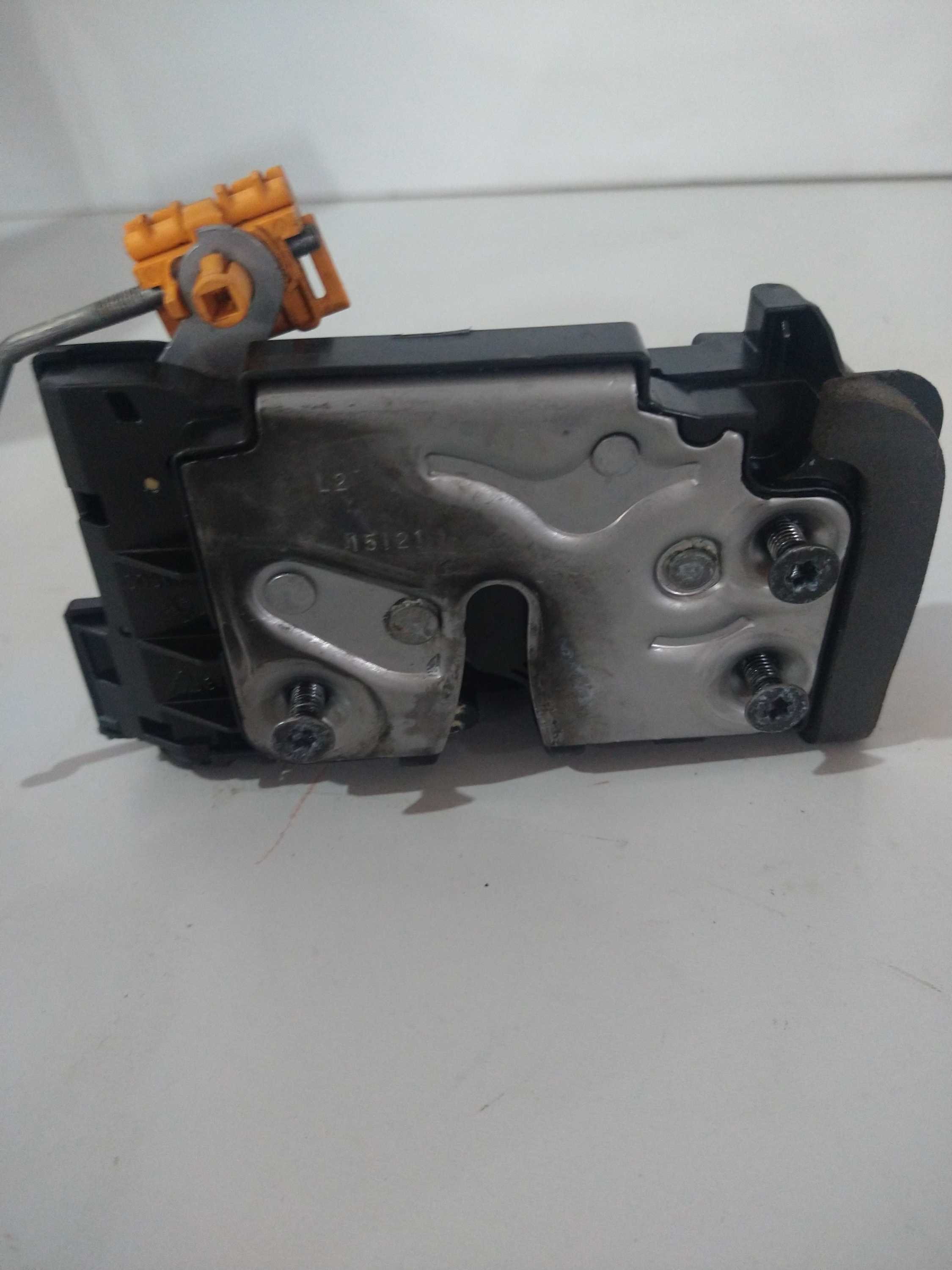 Fechadura Traseira Esq Spin/prisma/onix 2016 Usado Original 6