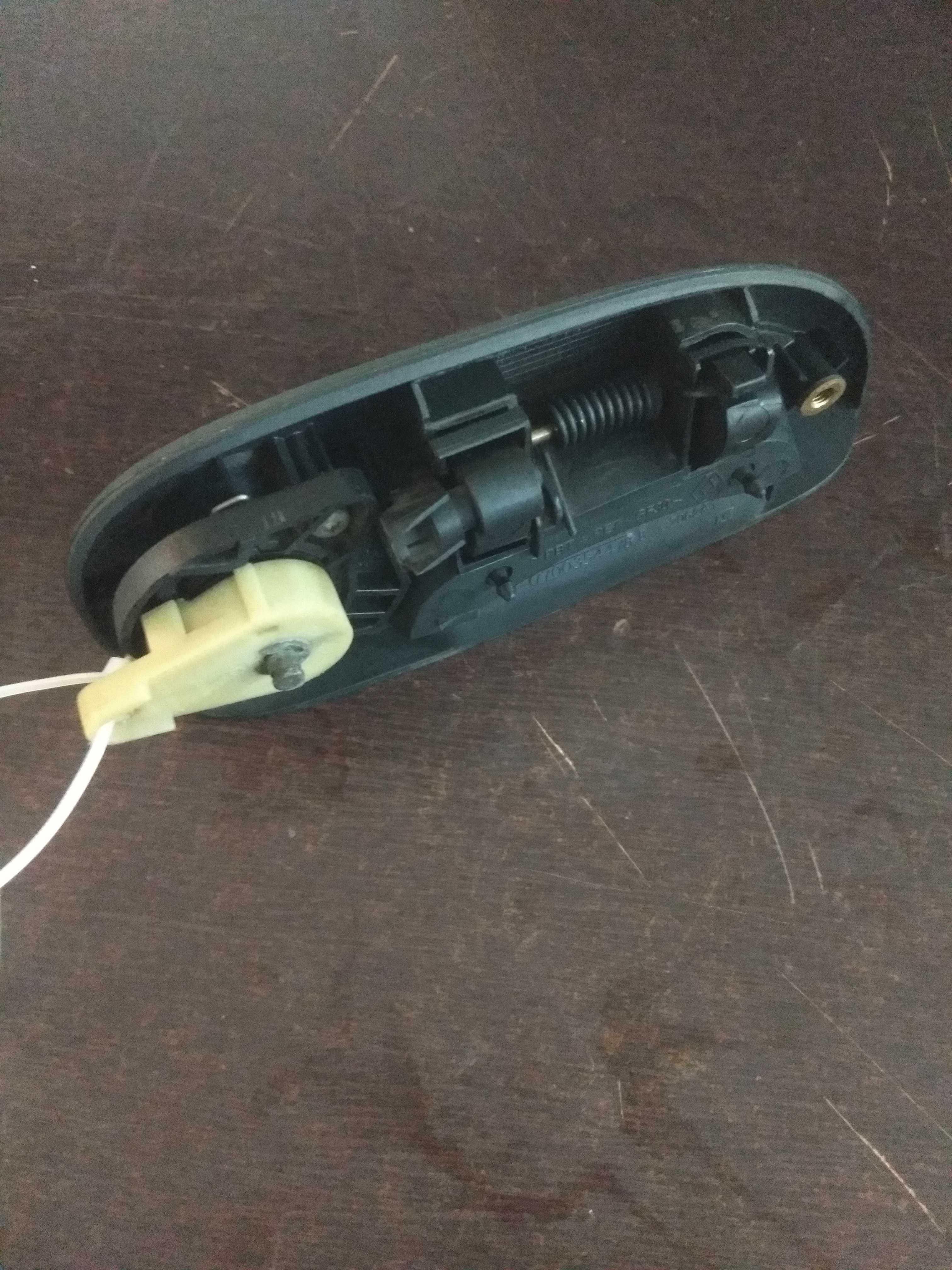 Fechadura Dianteira Esquerda Renault Kangoo Com Detalhe 4