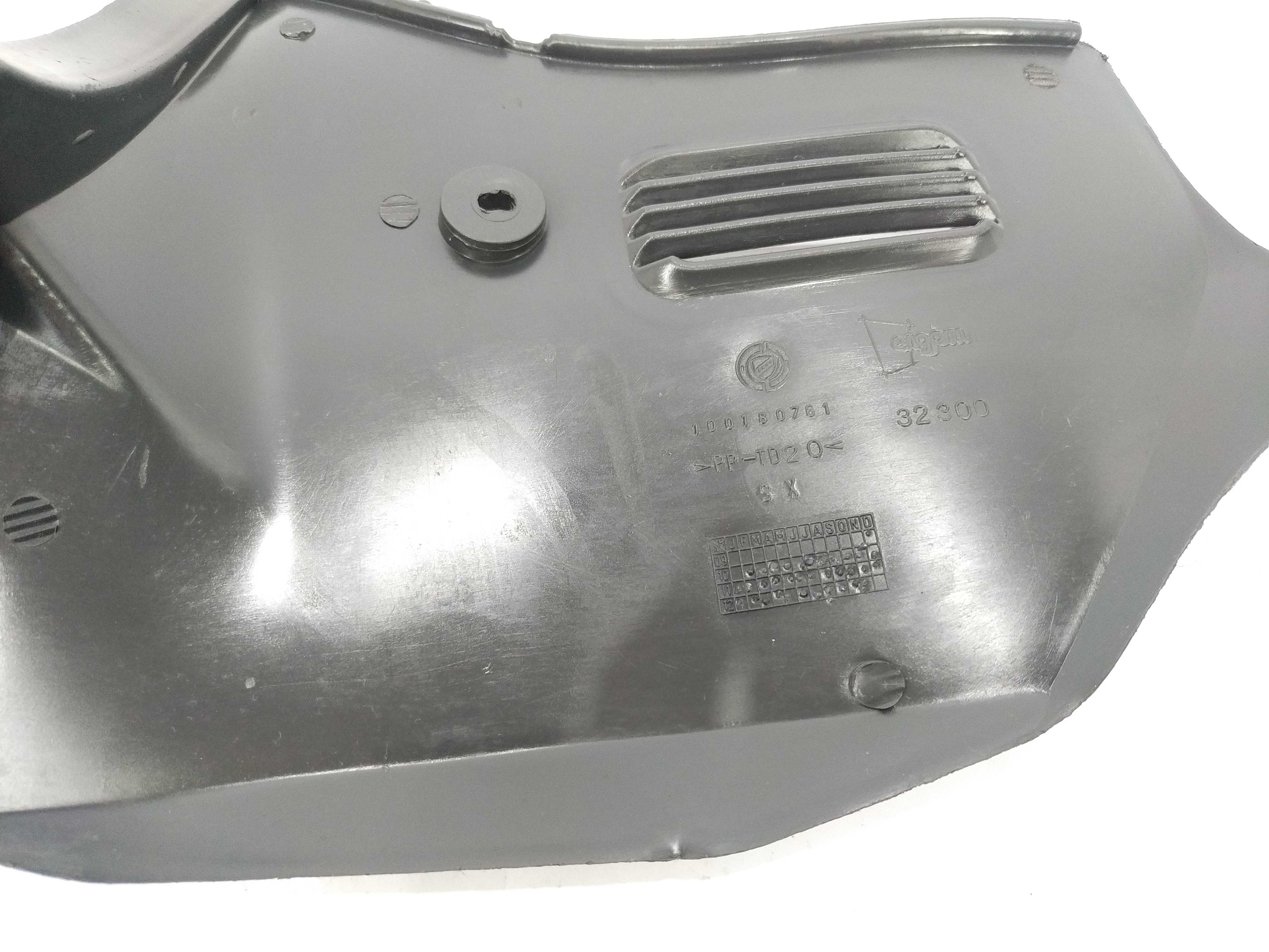 Moldura Lateral Console Esquerda Fiat Palio 100180761 5