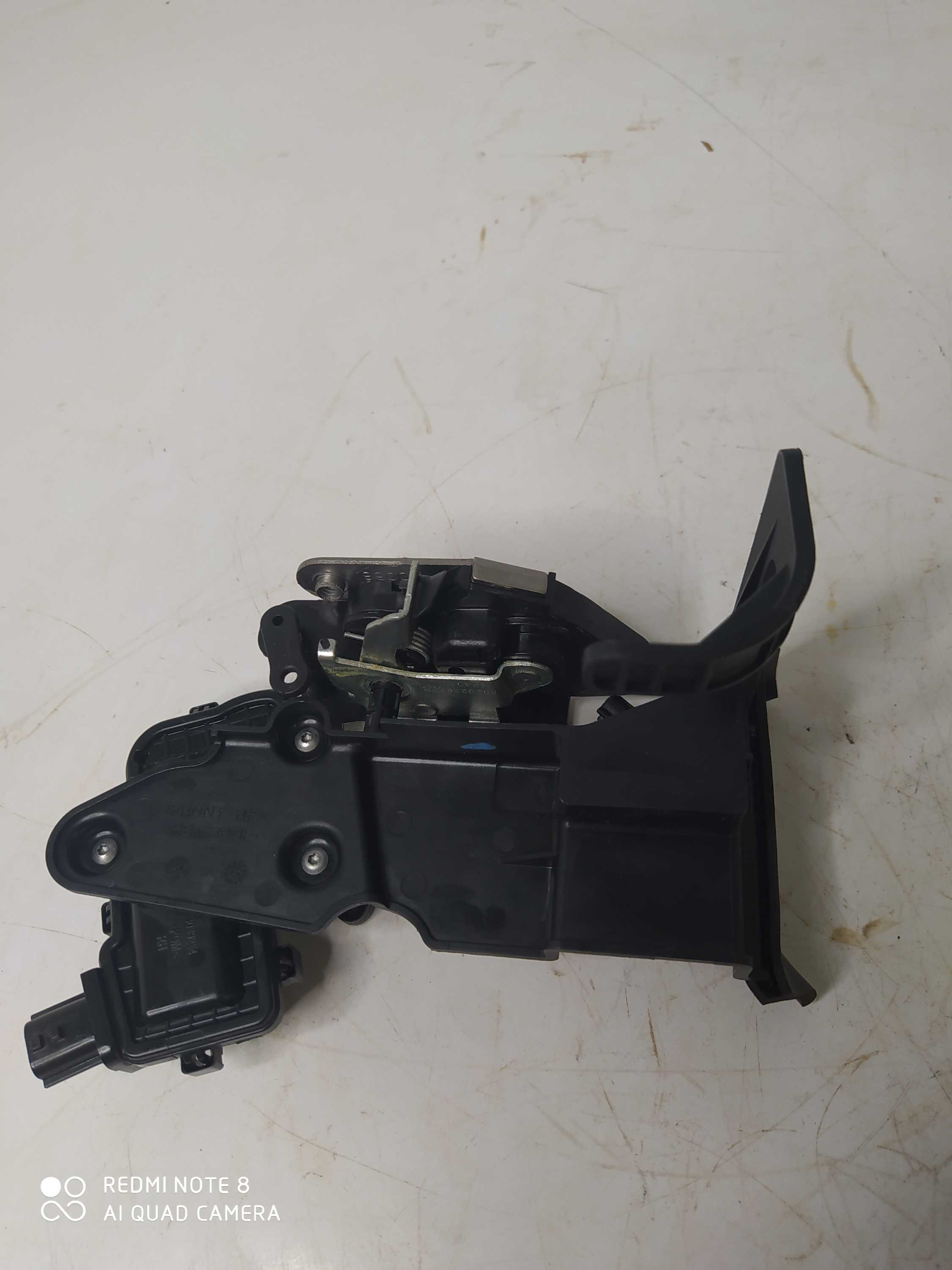 Fechadura Porta Dianteira Direita Renault Kwid 2018 3039256