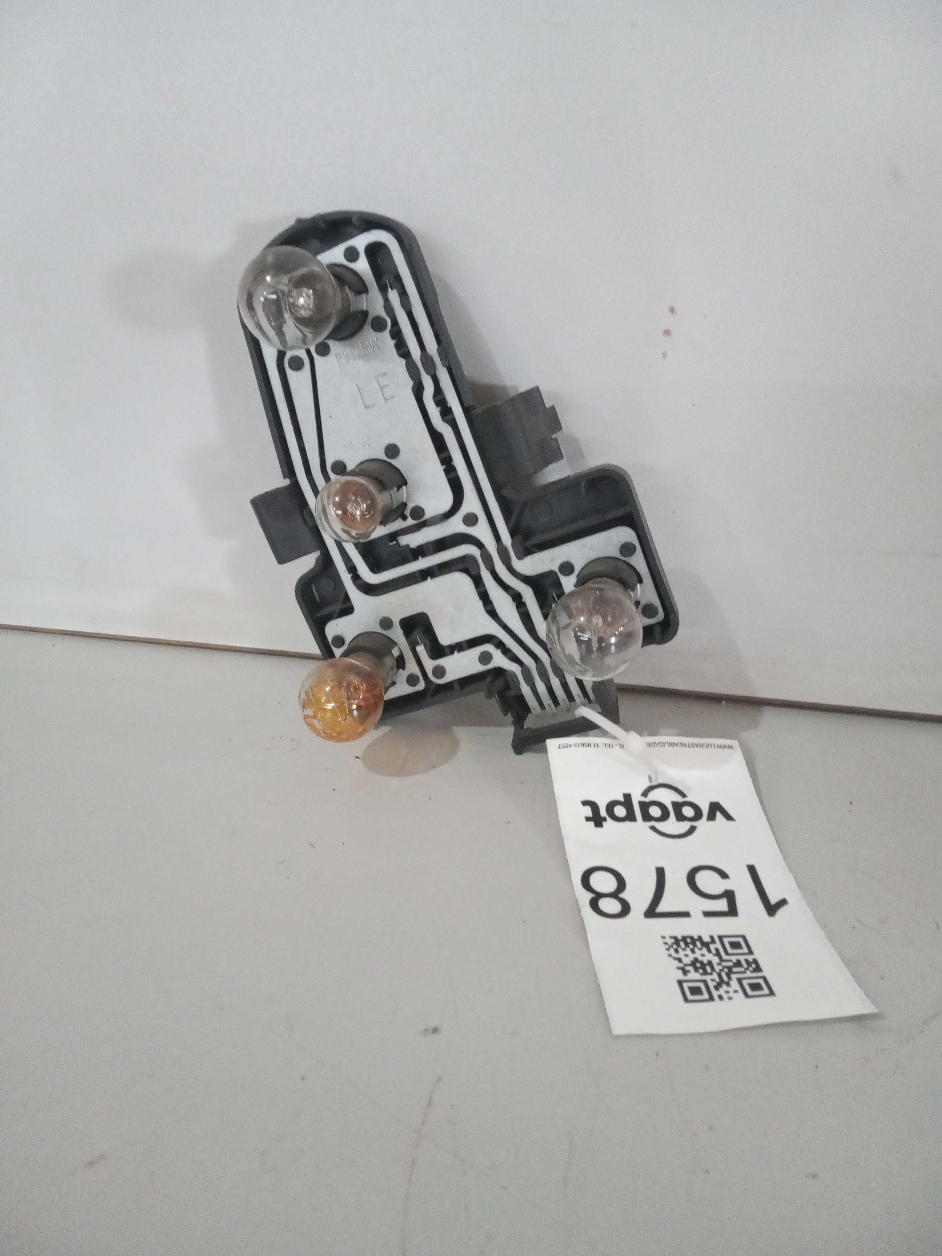 Circuito Lanterna Esquerda Traseira Volkswagen G3 Usada