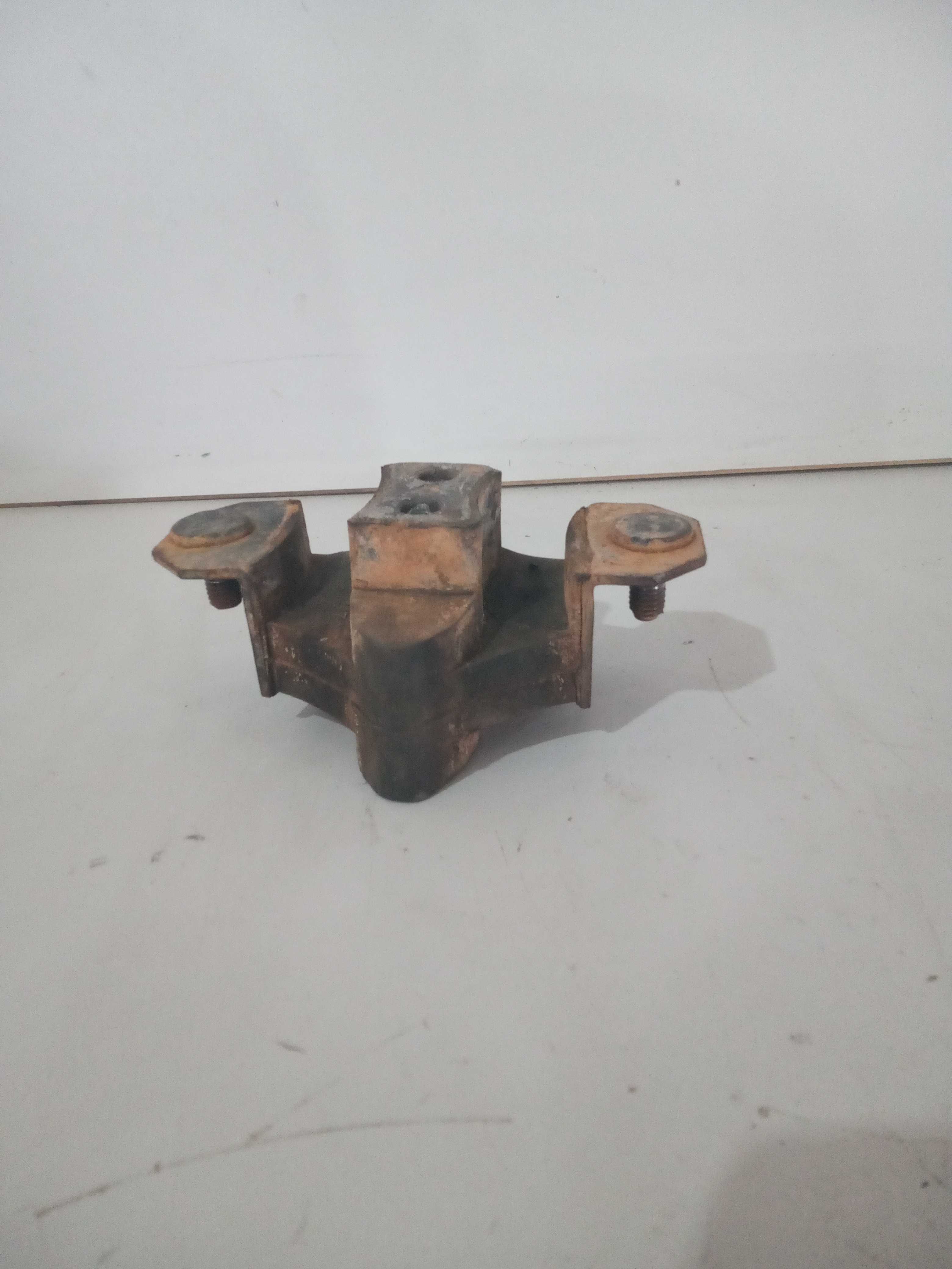 Coxim Motor Dianteiro Esquerdo Monza Usado 2