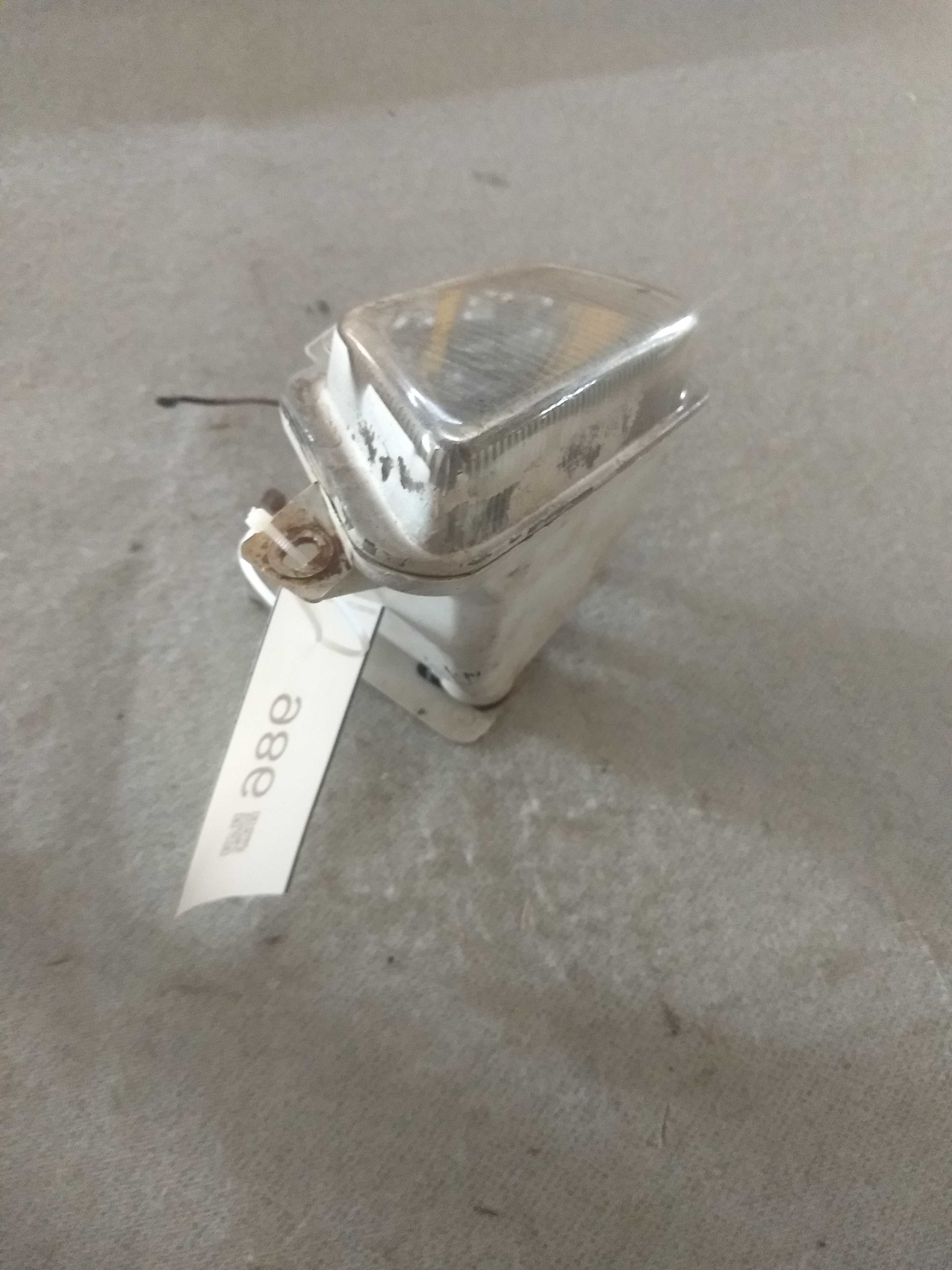 Farol De Milha Lado Direito Blazer S10 Usado Com Detalhe
